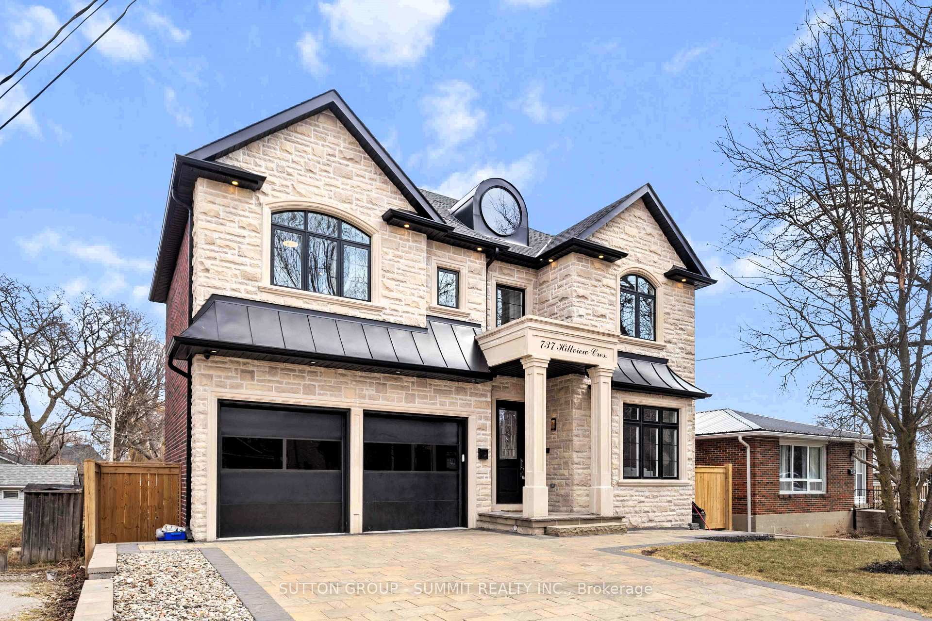 Photo 5 of 737 Hillview Crescent, Pickering, West Shore — HOMEH