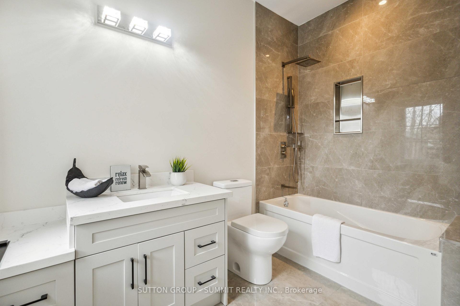 Photo 18 of 737 Hillview Crescent, Pickering, West Shore — HOMEH
