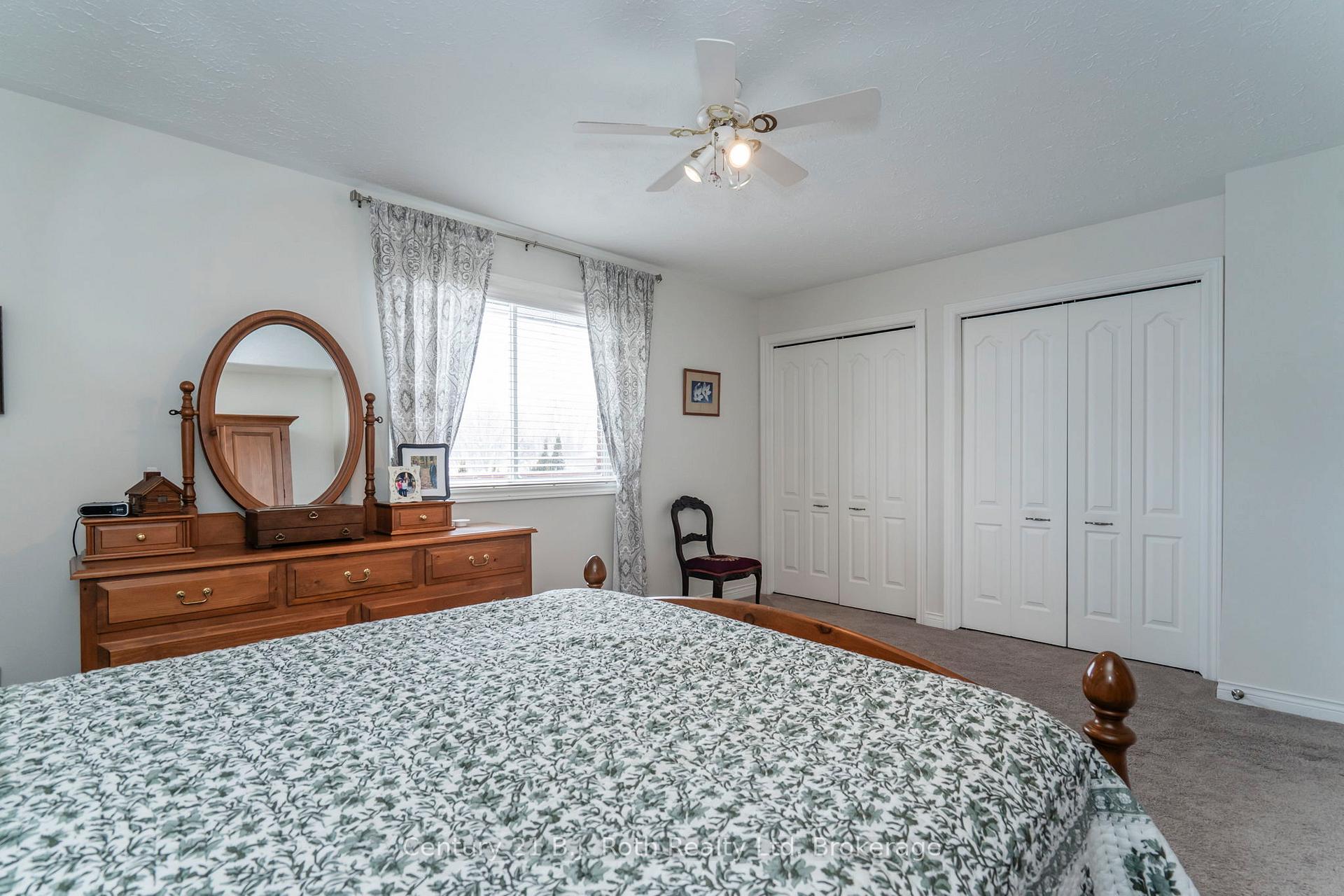 Photo 17 of 627 Wayne Crescent, Midland — HOMEH