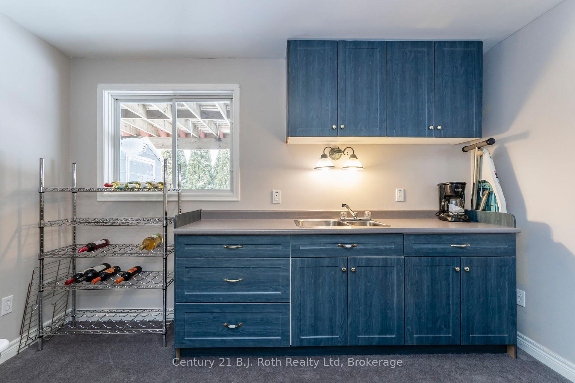 Photo 25 of 627 Wayne Crescent, Midland — HOMEH