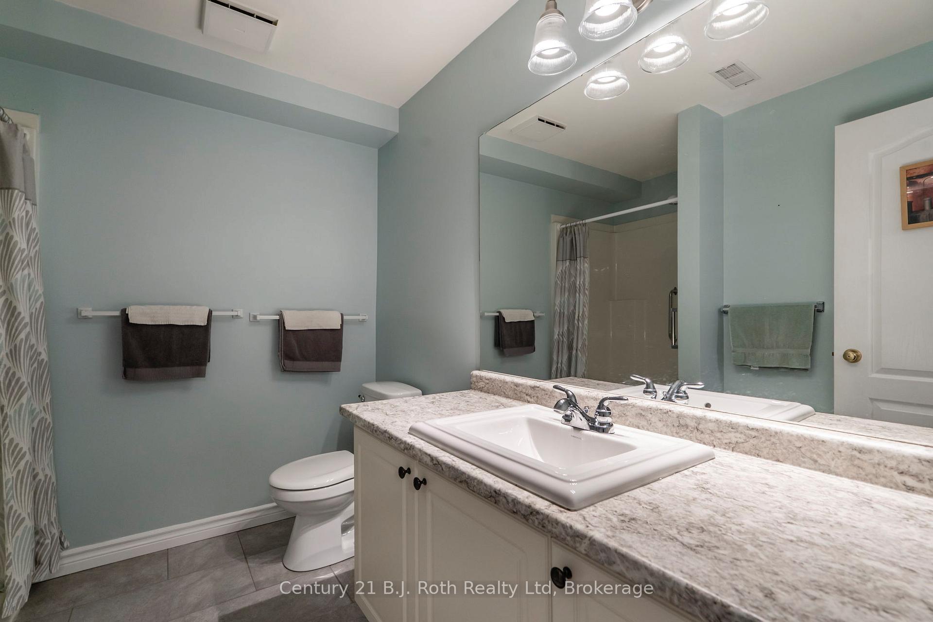 Photo 29 of 627 Wayne Crescent, Midland — HOMEH