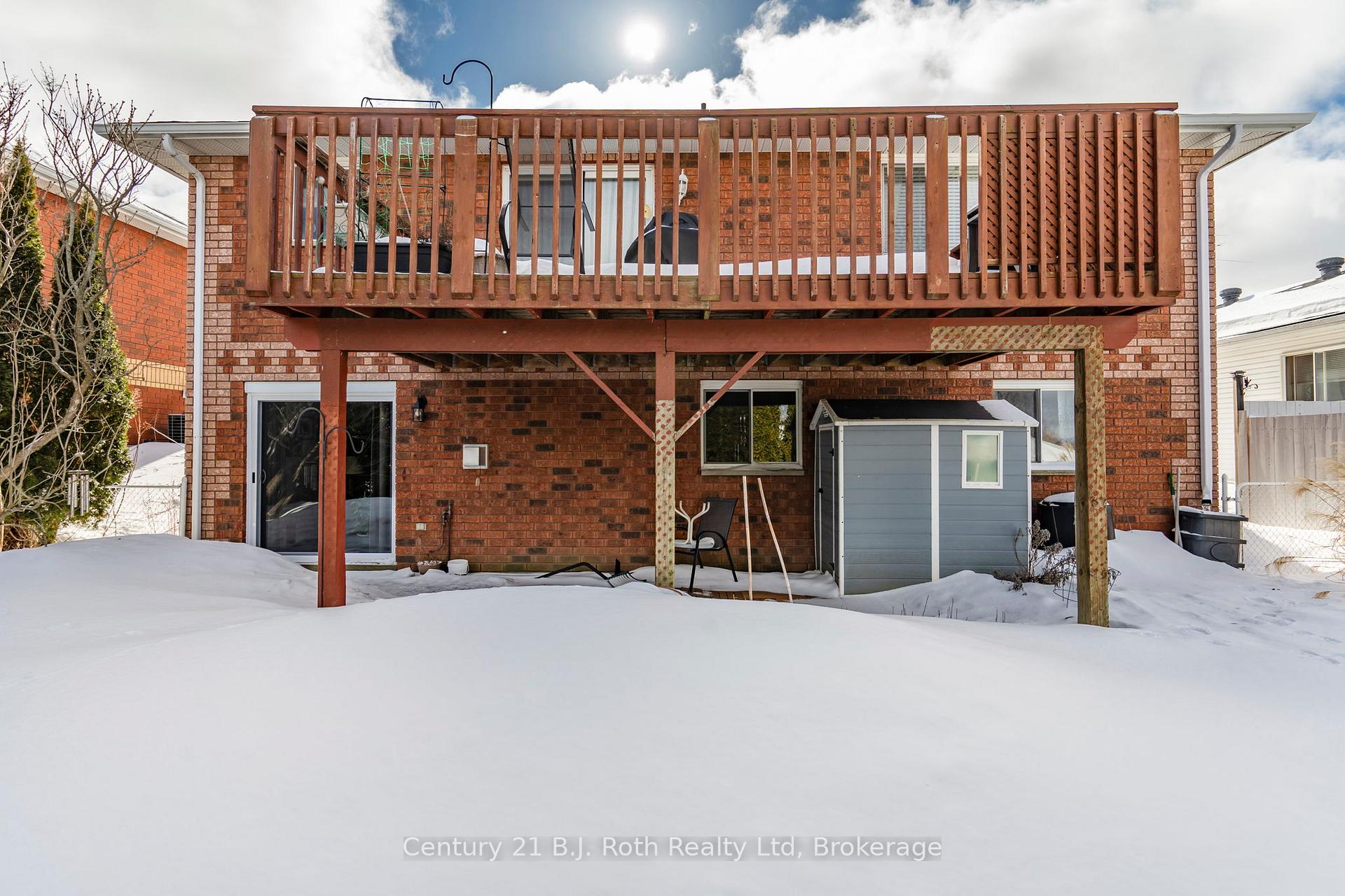 Photo 43 of 627 Wayne Crescent, Midland — HOMEH