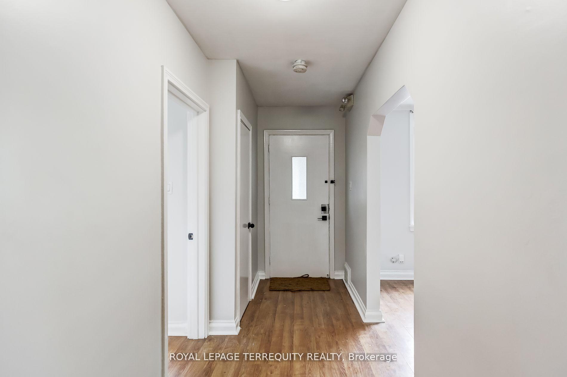 Photo 3 of 2563 Kingston Road, Scarborough, Cliffcrest — HOMEH