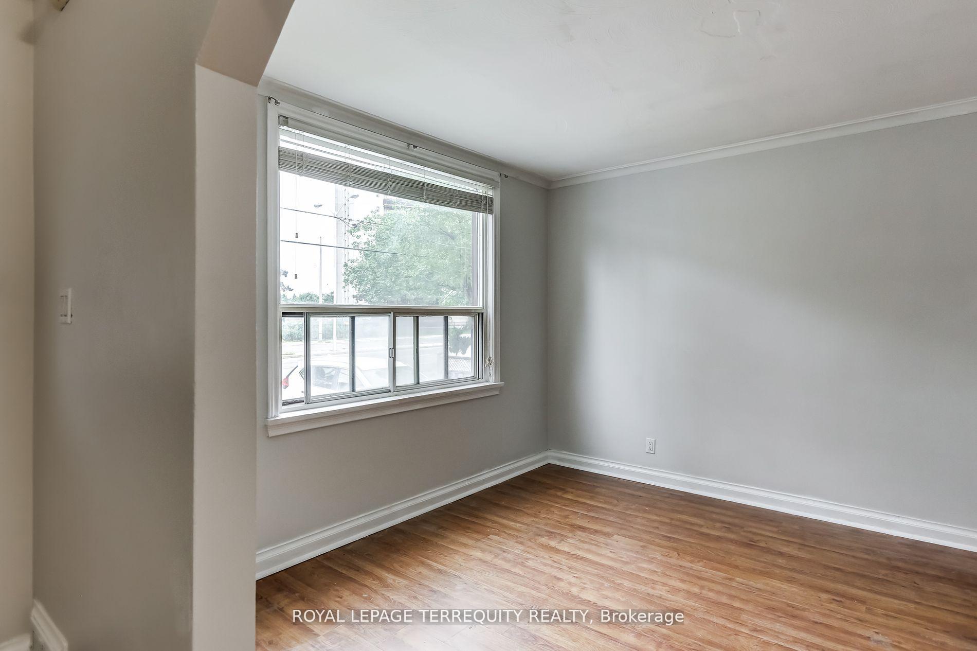 Photo 4 of 2563 Kingston Road, Scarborough, Cliffcrest — HOMEH