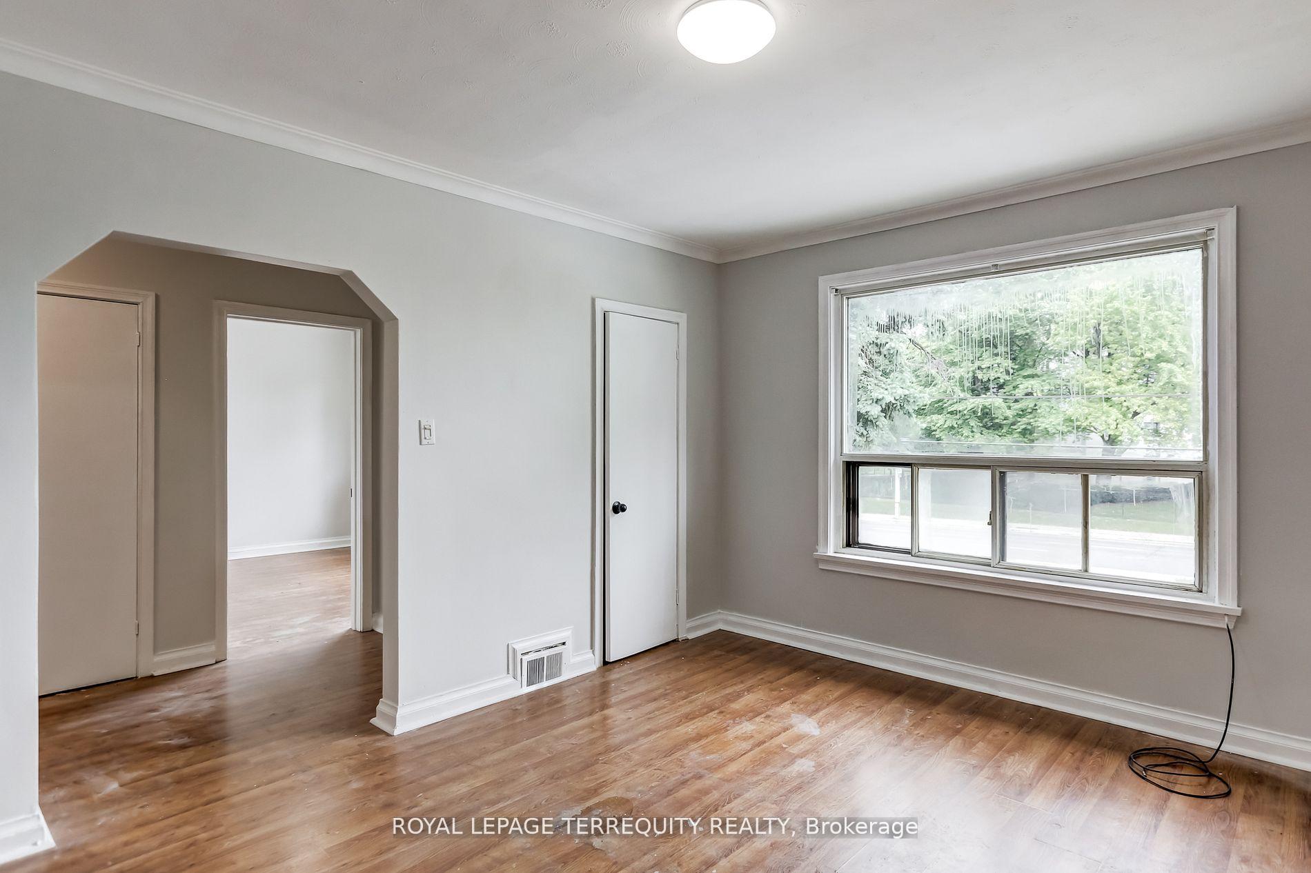 Photo 22 of 2563 Kingston Road, Scarborough, Cliffcrest — HOMEH