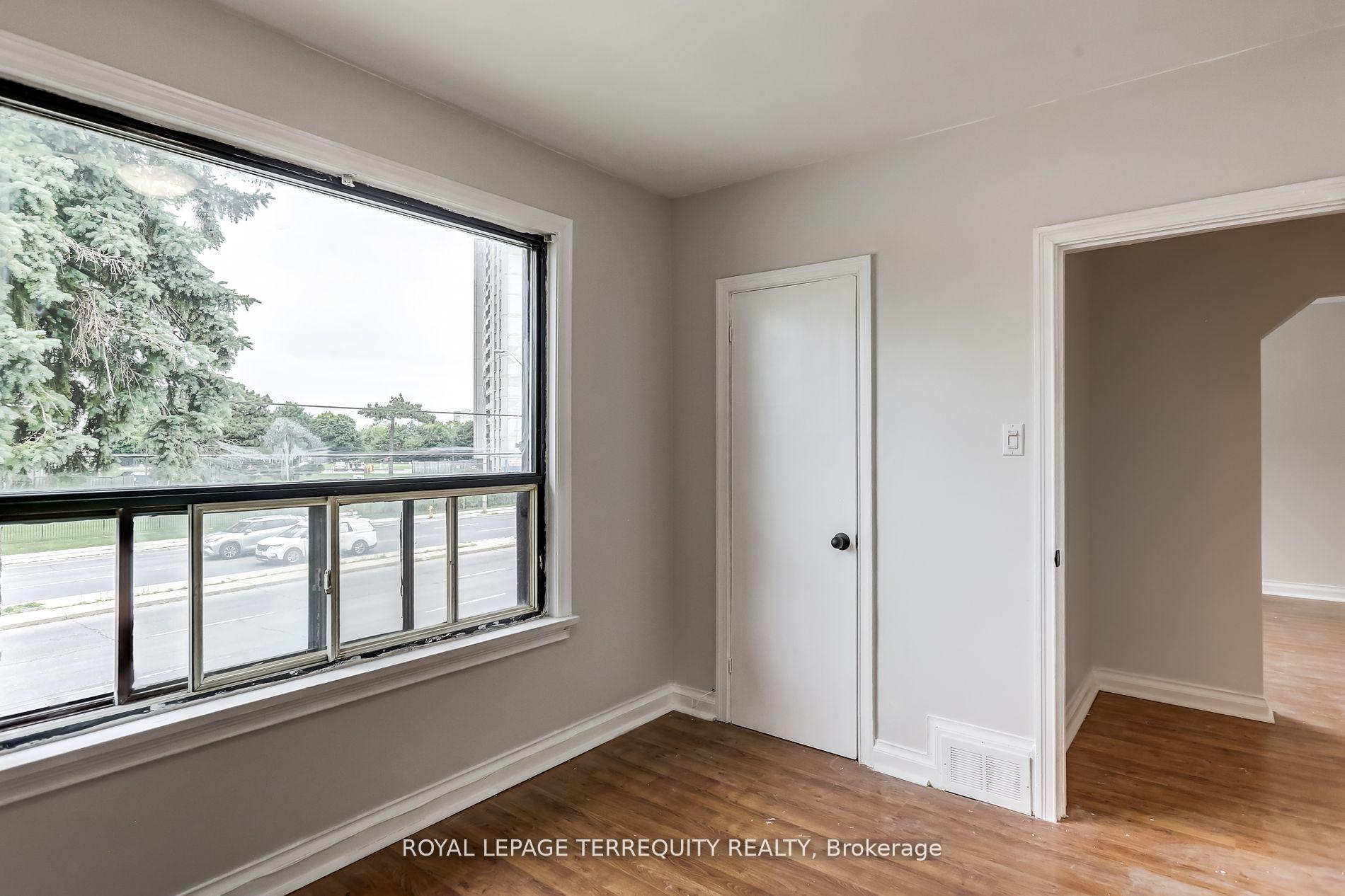 Photo 29 of 2563 Kingston Road, Scarborough, Cliffcrest — HOMEH