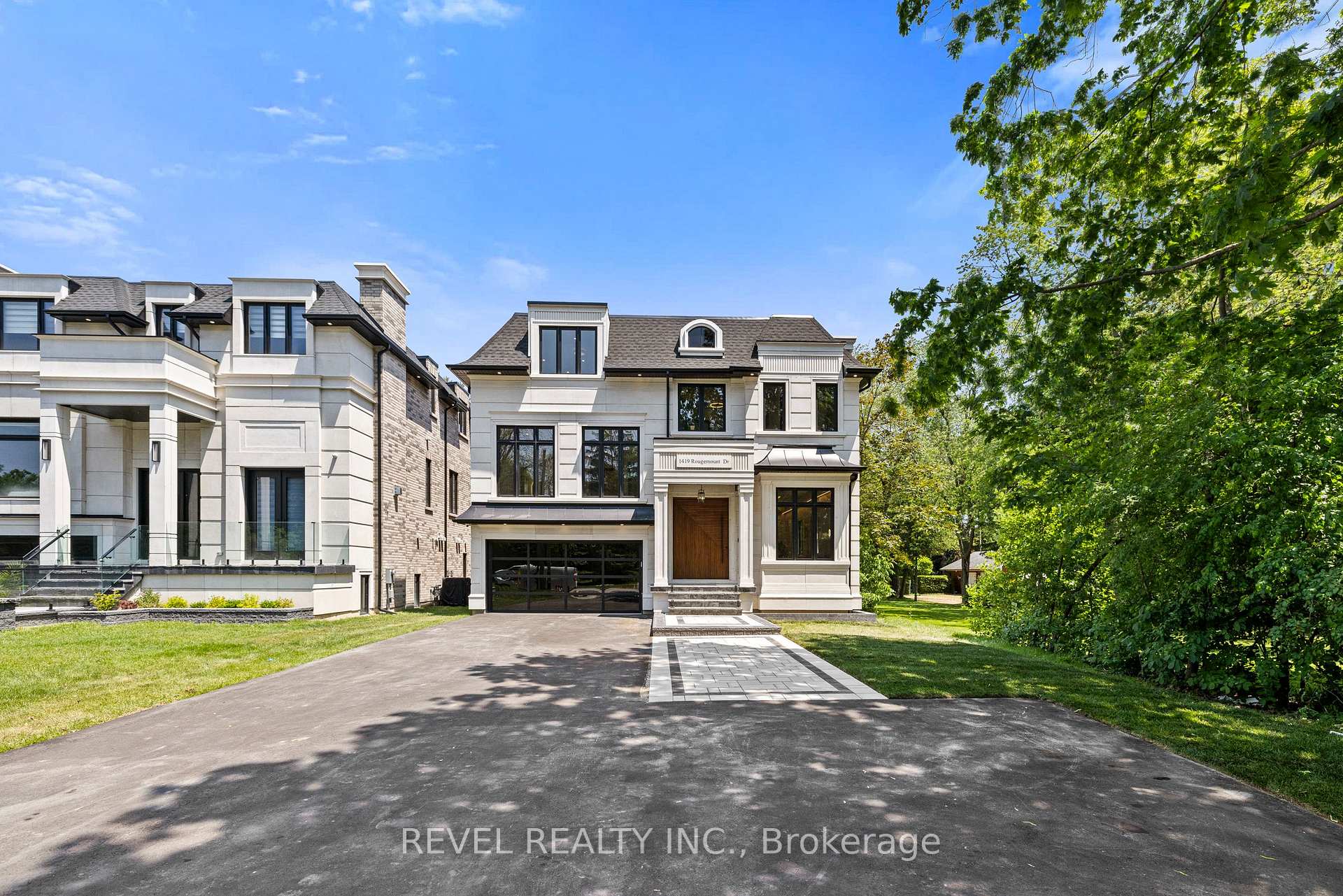 Photo 3 of 1419 Rougemount Drive, Pickering, Rougemount — HOMEH