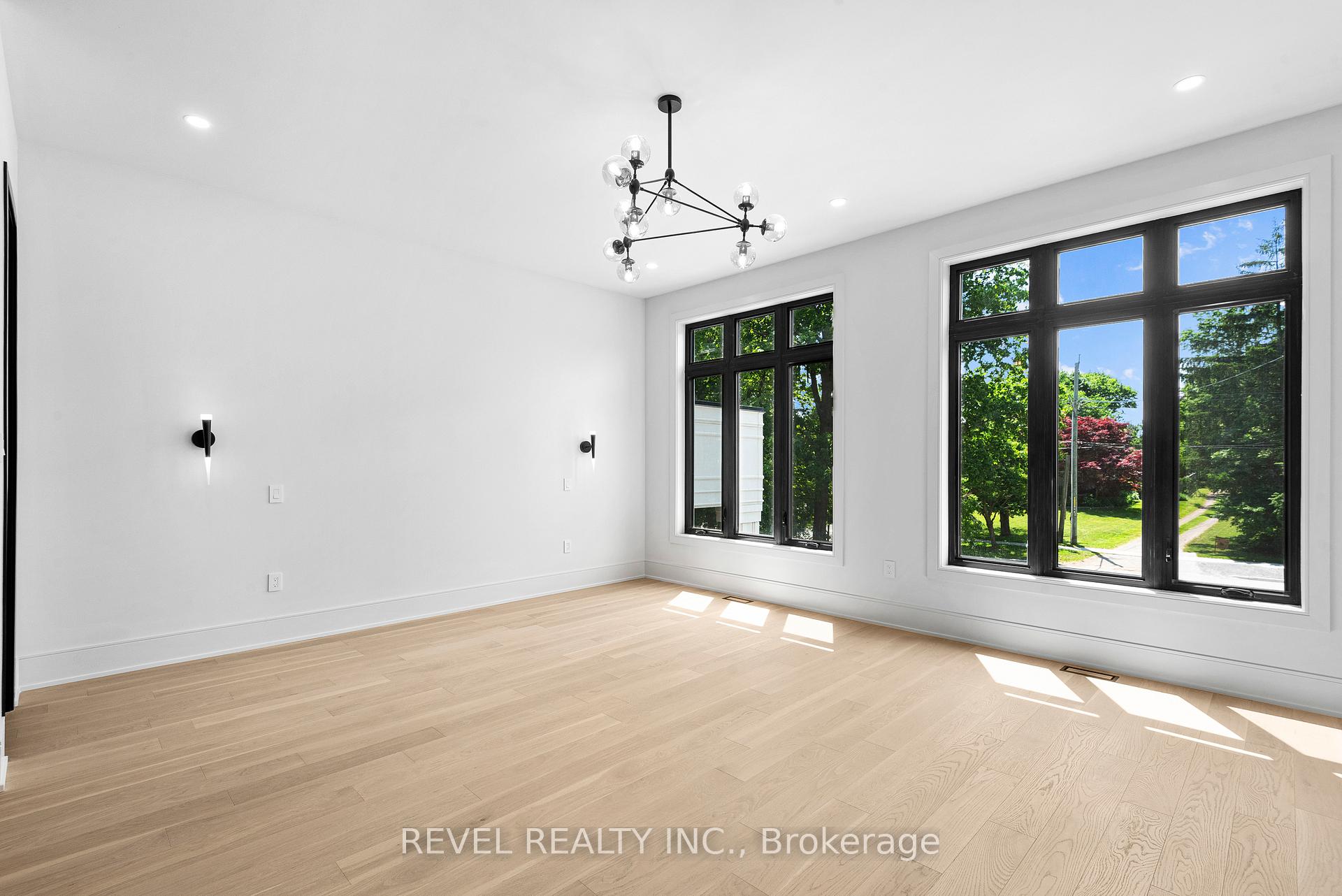 Photo 16 of 1419 Rougemount Drive, Pickering, Rougemount — HOMEH