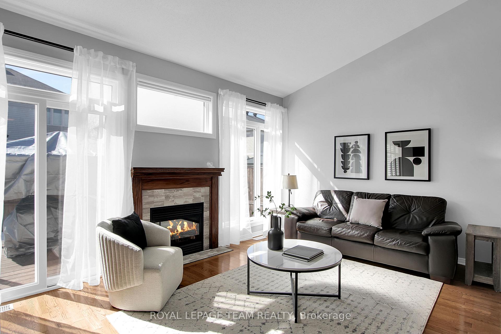 Photo 5 of 311 Upcountry Drive, Ottawa, Stittsville (South) — HOMEH