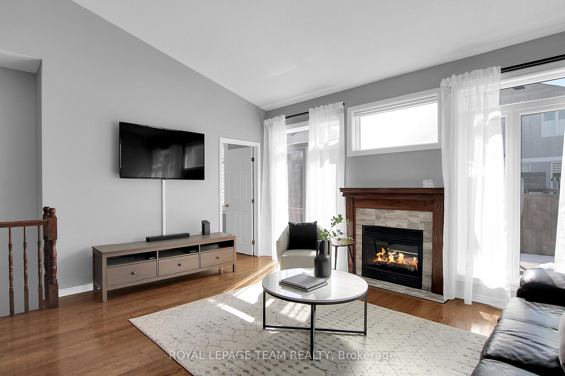 Photo 9 of 311 Upcountry Drive, Ottawa, Stittsville (South) — HOMEH