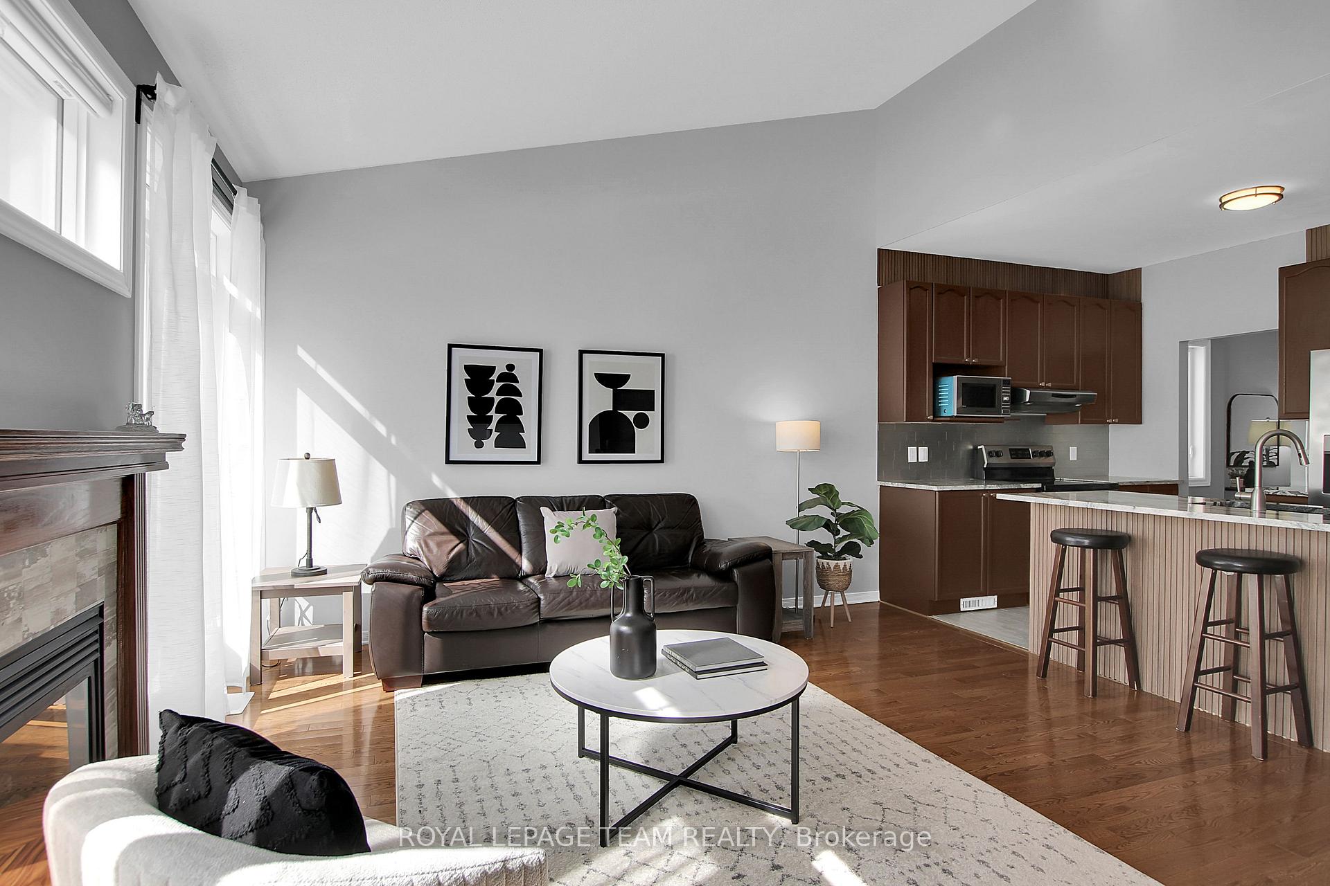 Photo 10 of 311 Upcountry Drive, Ottawa, Stittsville (South) — HOMEH