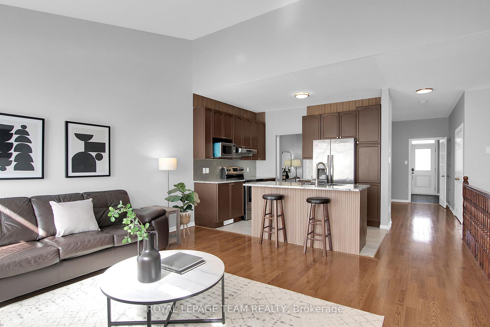 Photo 11 of 311 Upcountry Drive, Ottawa, Stittsville (South) — HOMEH