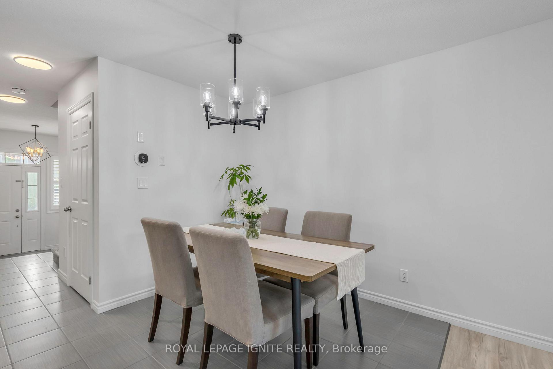Photo 43 of 140 Templewood Drive, Kitchener — HOMEH