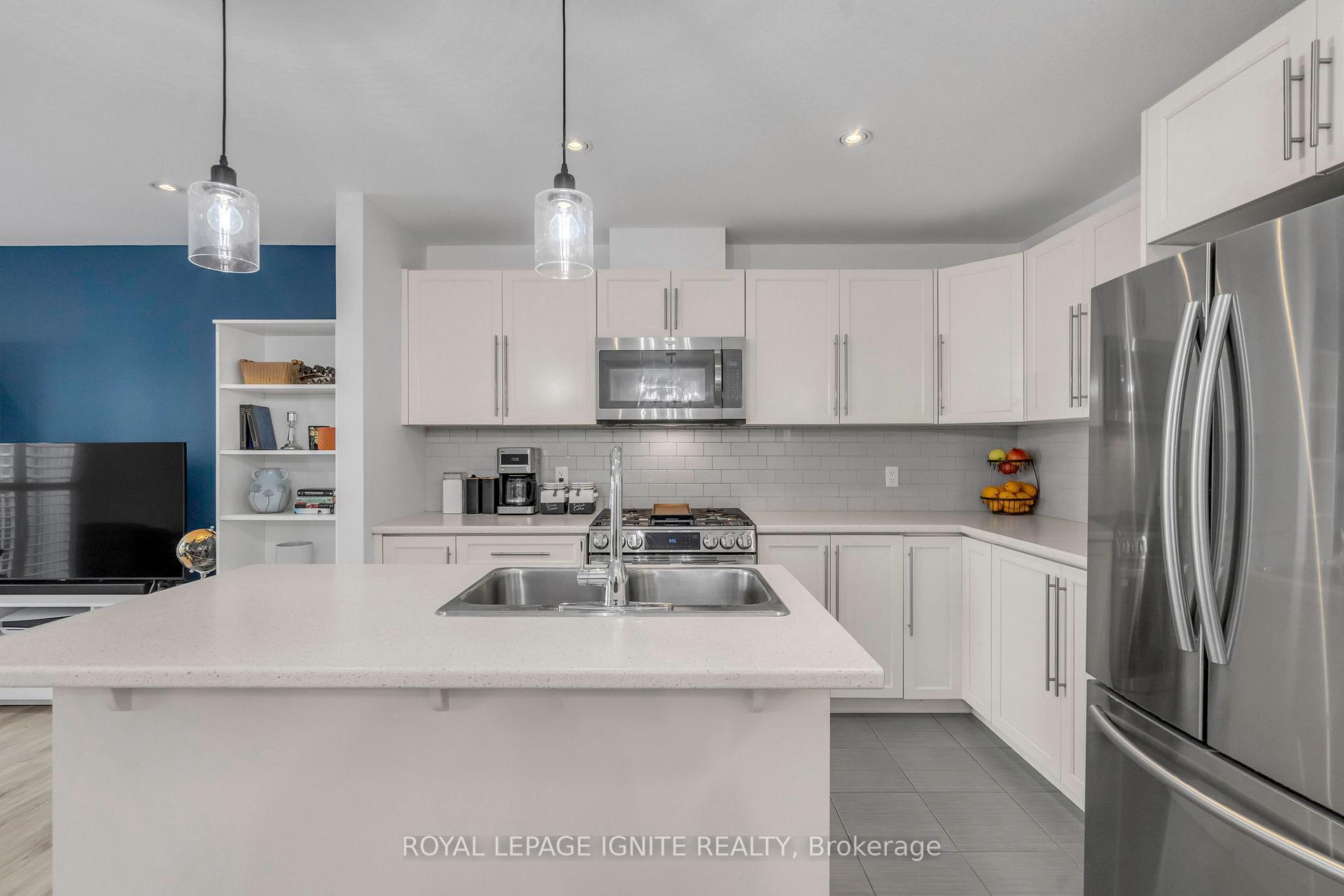 Photo 17 of 140 Templewood Drive, Kitchener — HOMEH