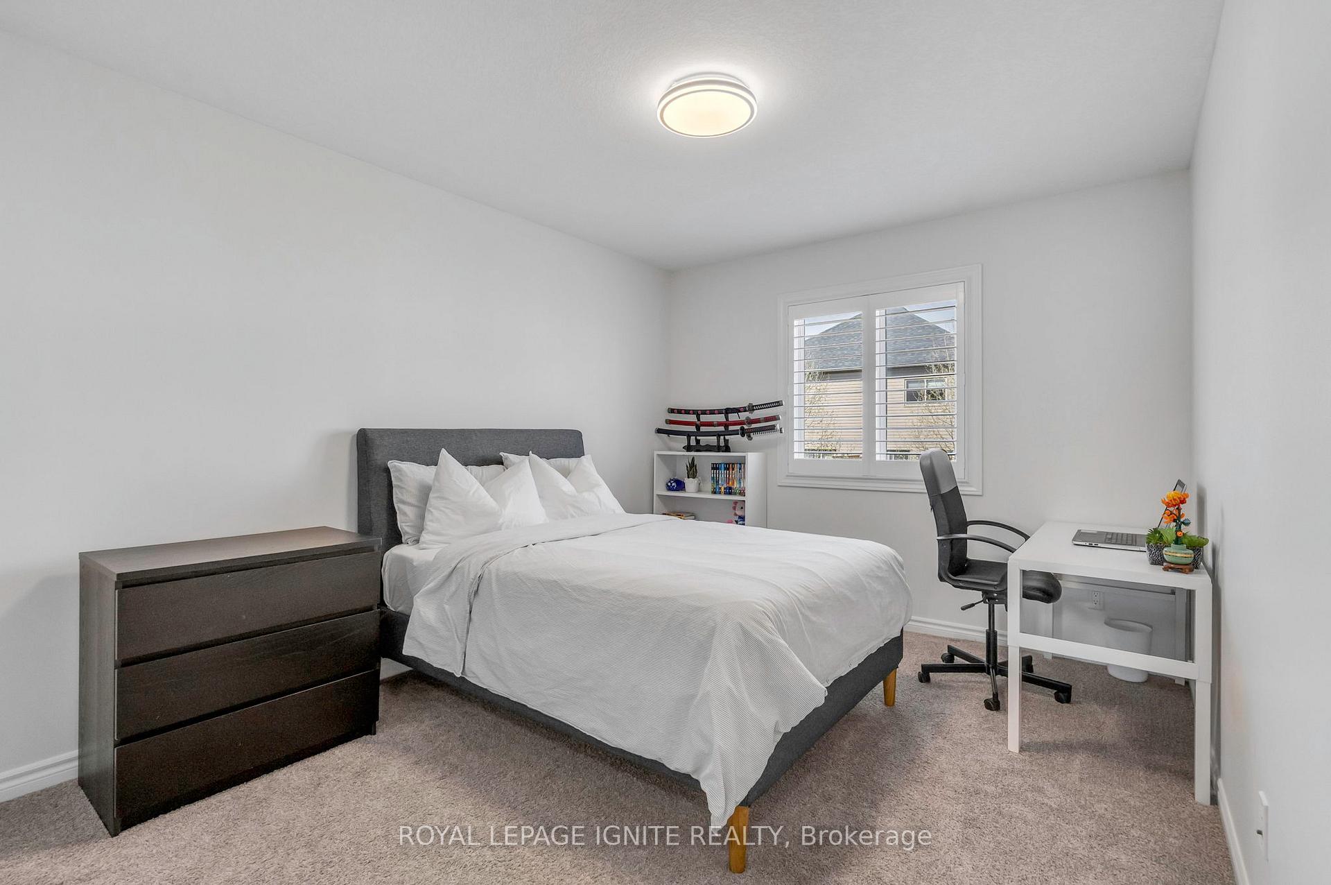 Photo 30 of 140 Templewood Drive, Kitchener — HOMEH