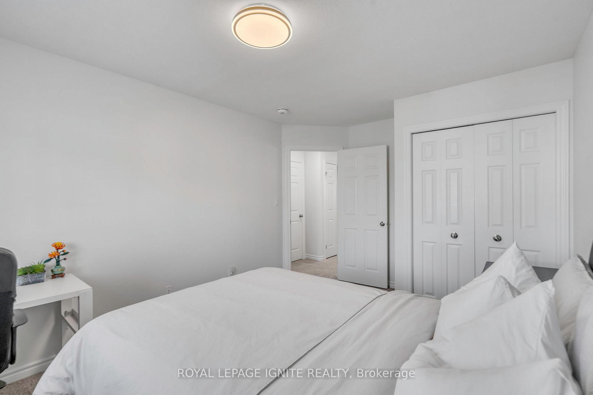 Photo 21 of 140 Templewood Drive, Kitchener — HOMEH