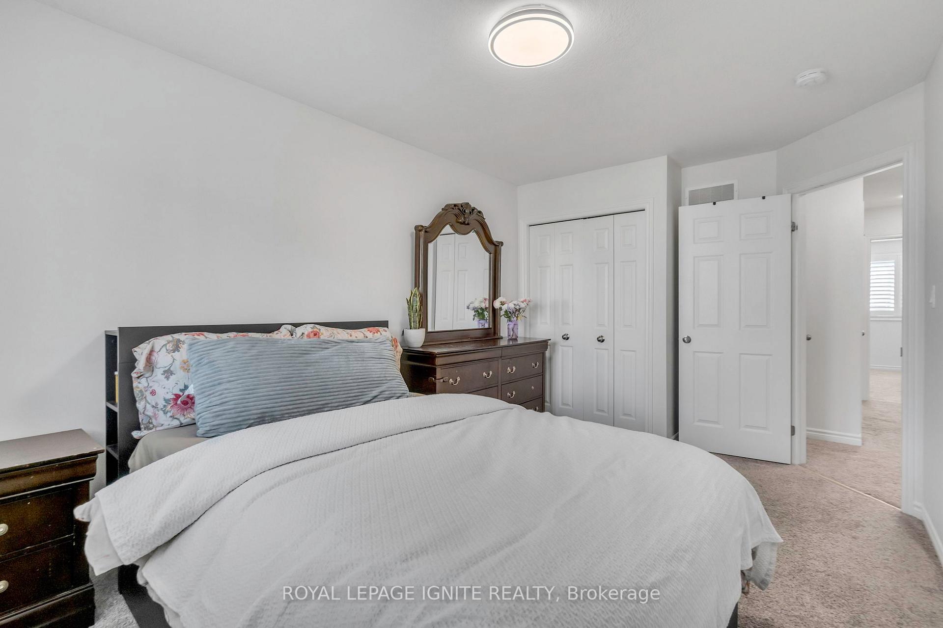 Photo 23 of 140 Templewood Drive, Kitchener — HOMEH