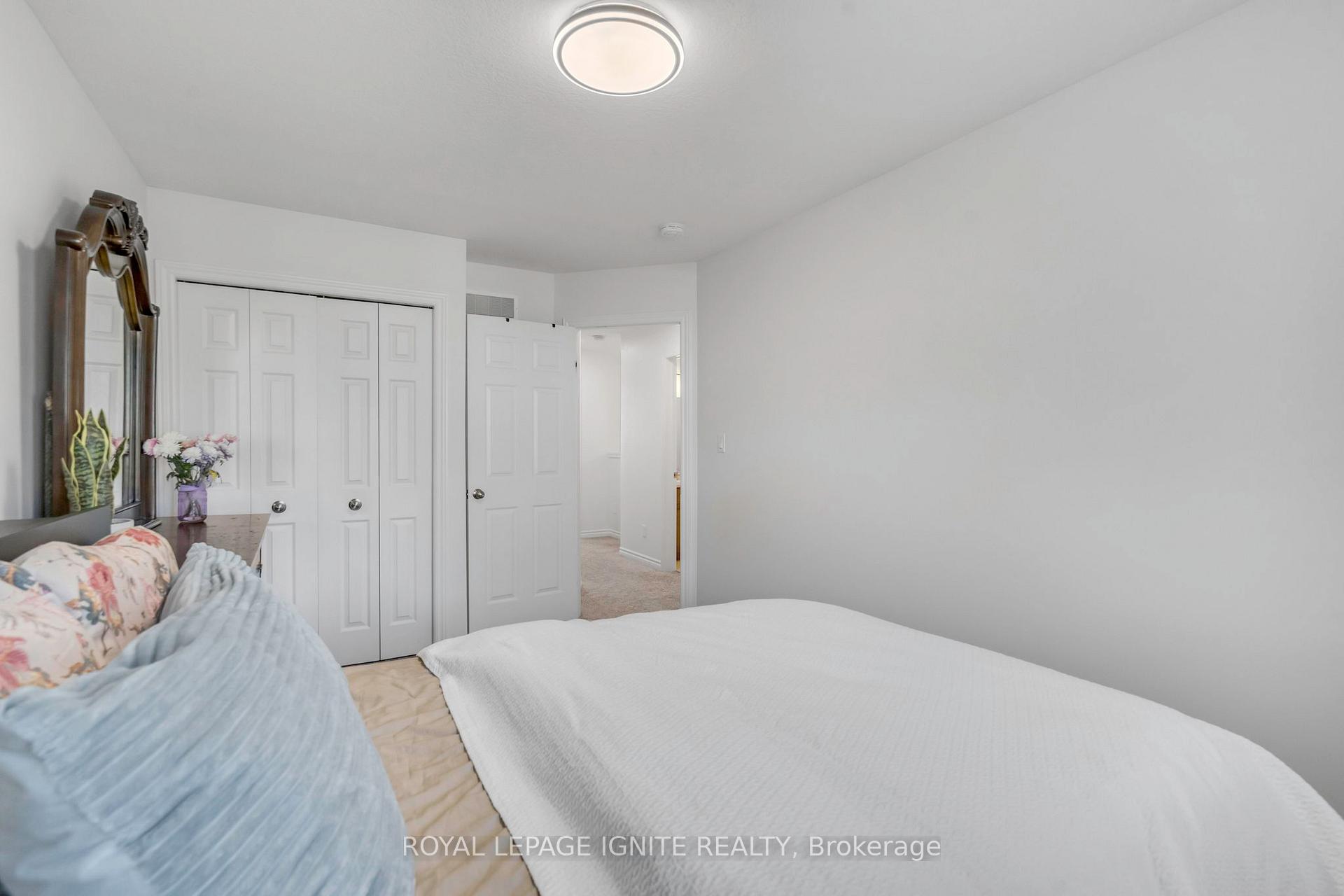 Photo 27 of 140 Templewood Drive, Kitchener — HOMEH