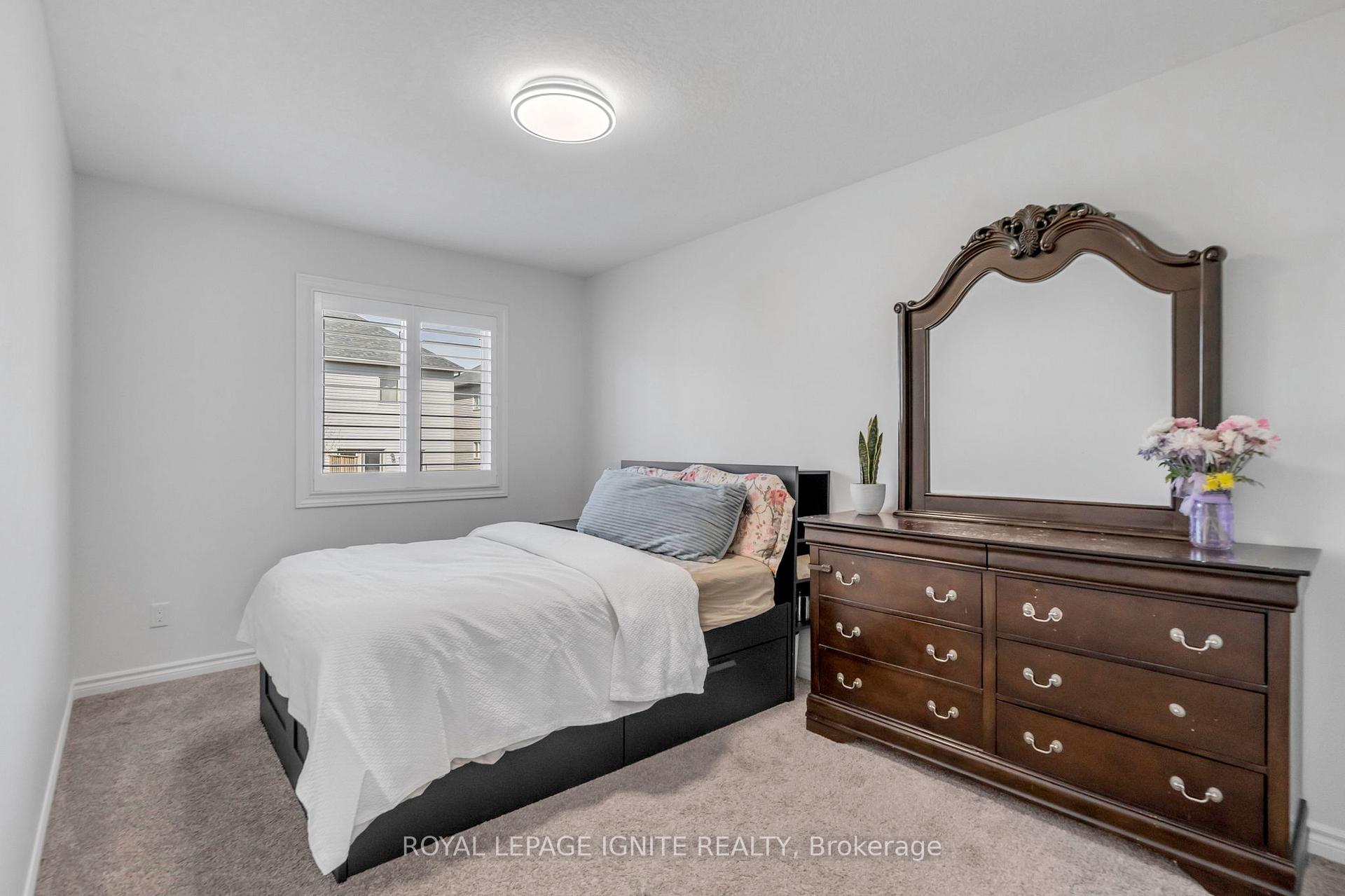 Photo 26 of 140 Templewood Drive, Kitchener — HOMEH