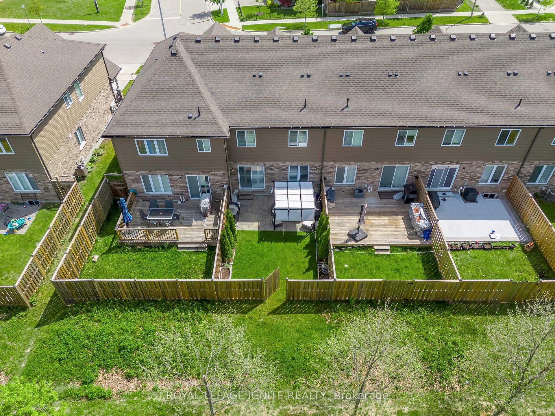 Photo 39 of 140 Templewood Drive, Kitchener — HOMEH