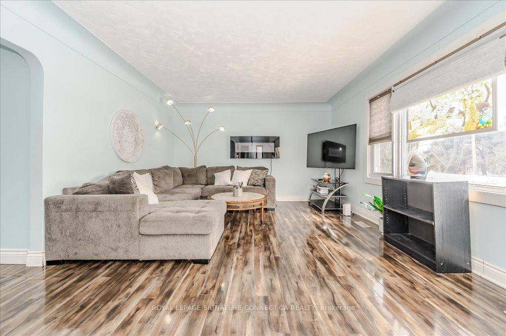 Photo 6 of 545 Dunbar Road, Cambridge — HOMEH