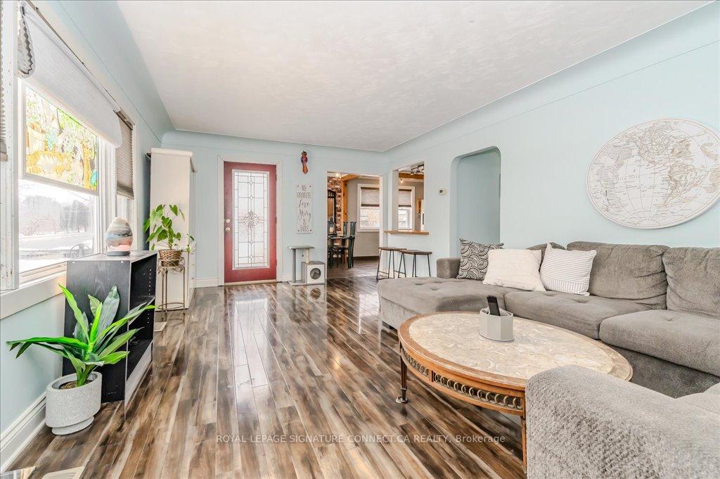 Photo 4 of 545 Dunbar Road, Cambridge — HOMEH