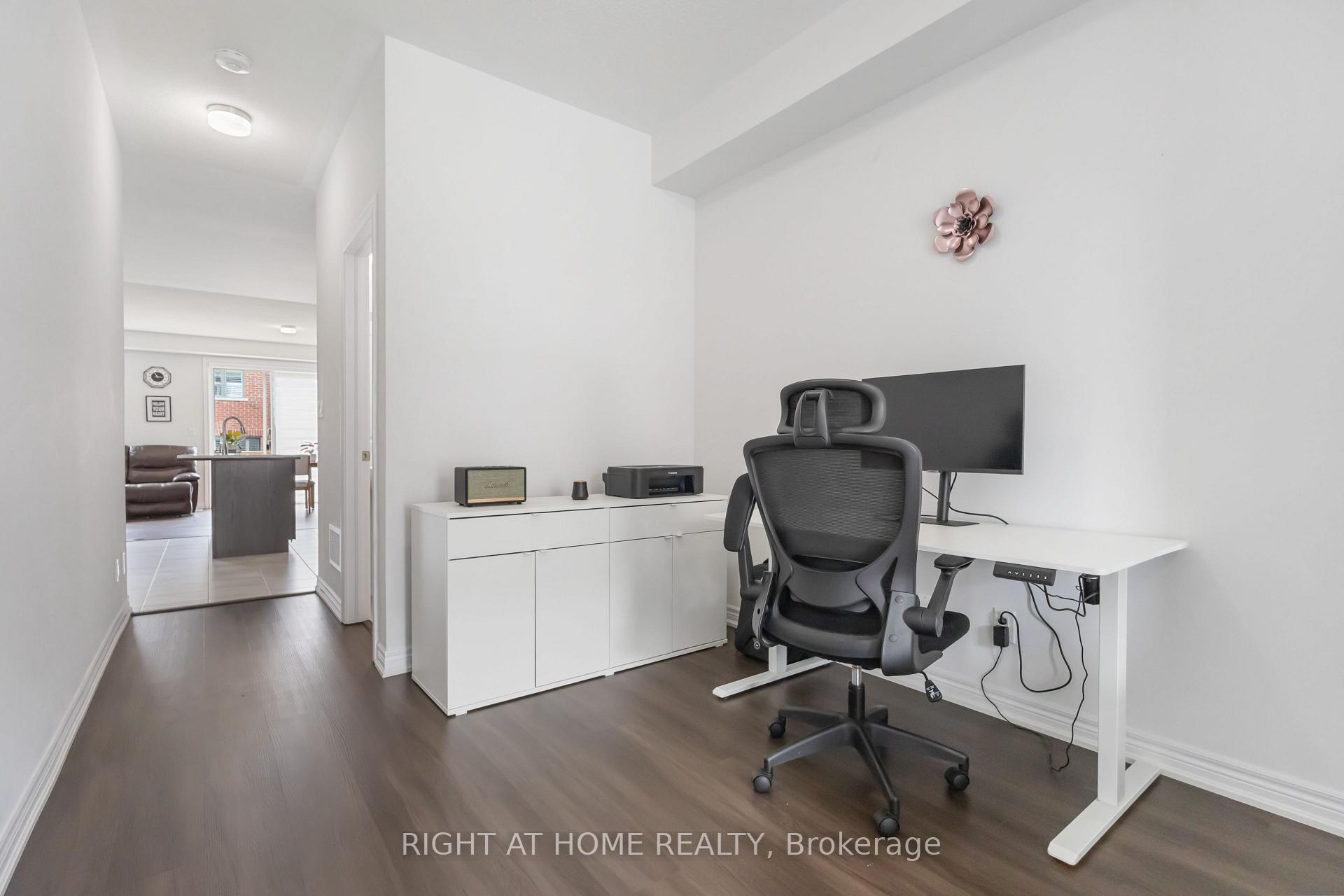 Photo 5 of 2020 Cameron Lott Crescent, Oshawa, Kedron — HOMEH