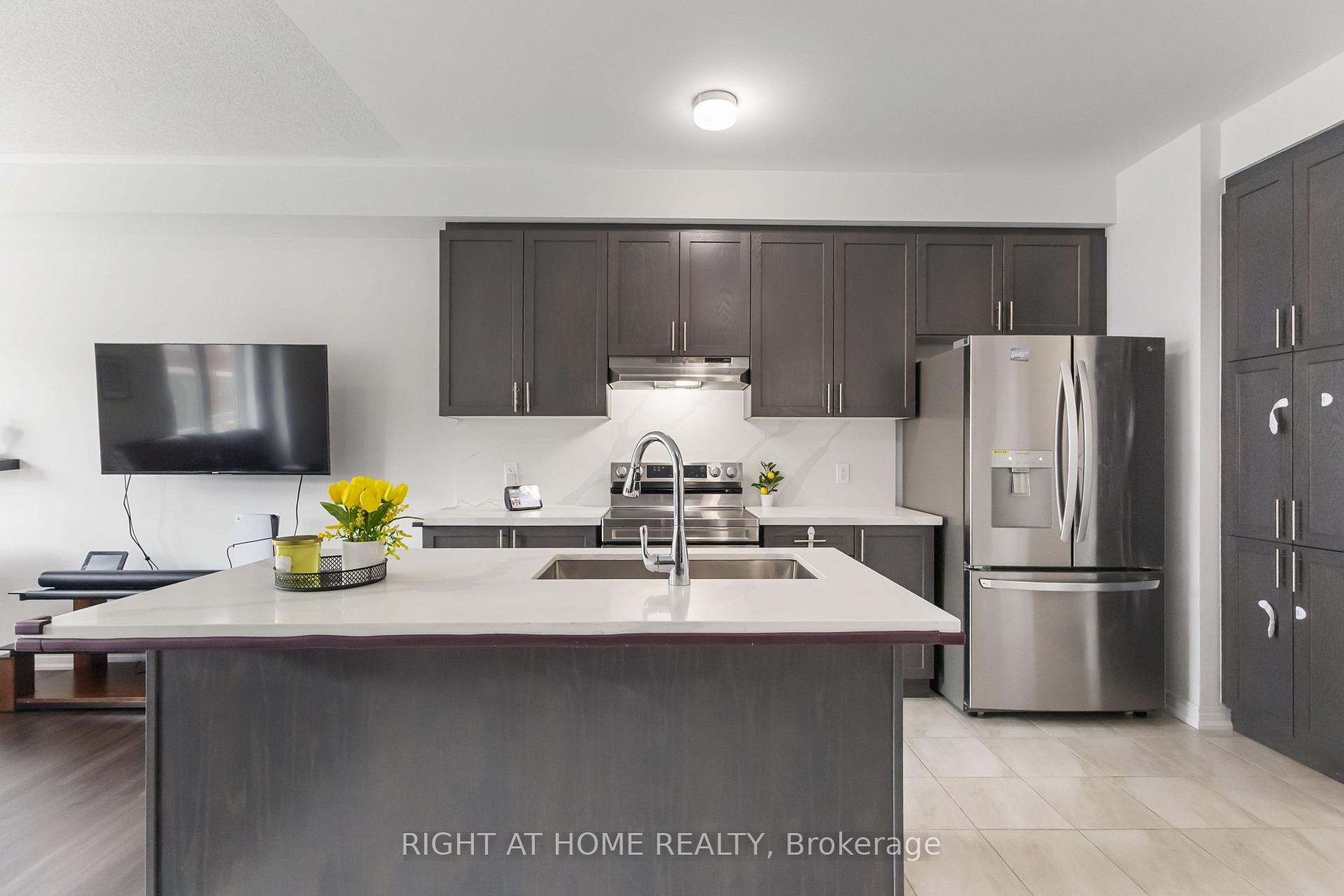 Photo 21 of 2020 Cameron Lott Crescent, Oshawa, Kedron — HOMEH