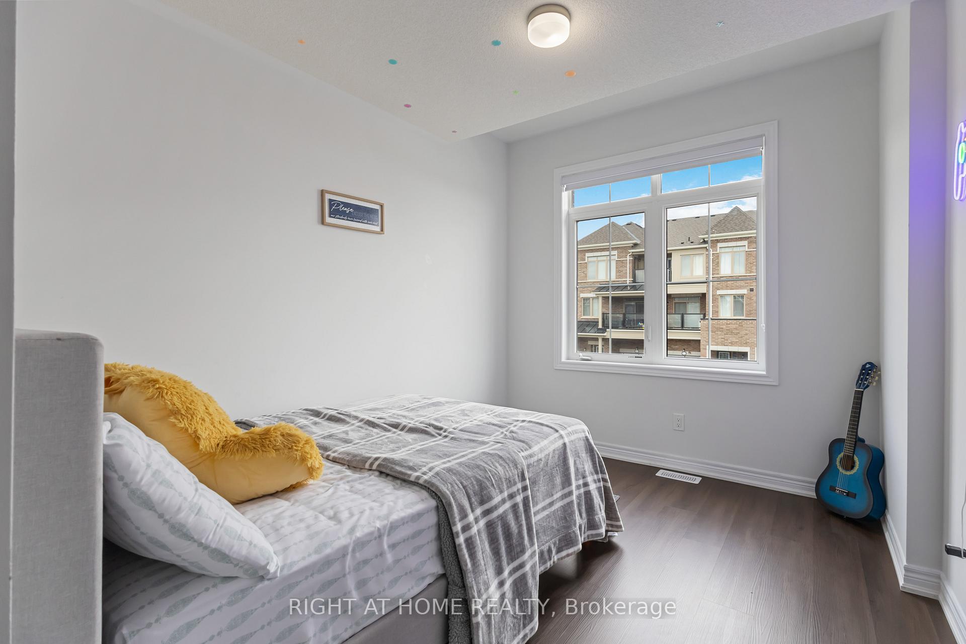 Photo 12 of 2020 Cameron Lott Crescent, Oshawa, Kedron — HOMEH