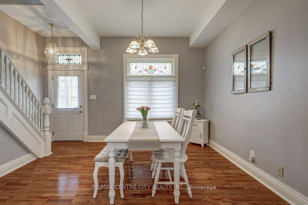 Photo 8 of 10 Jessie Street, St. Thomas — HOMEH