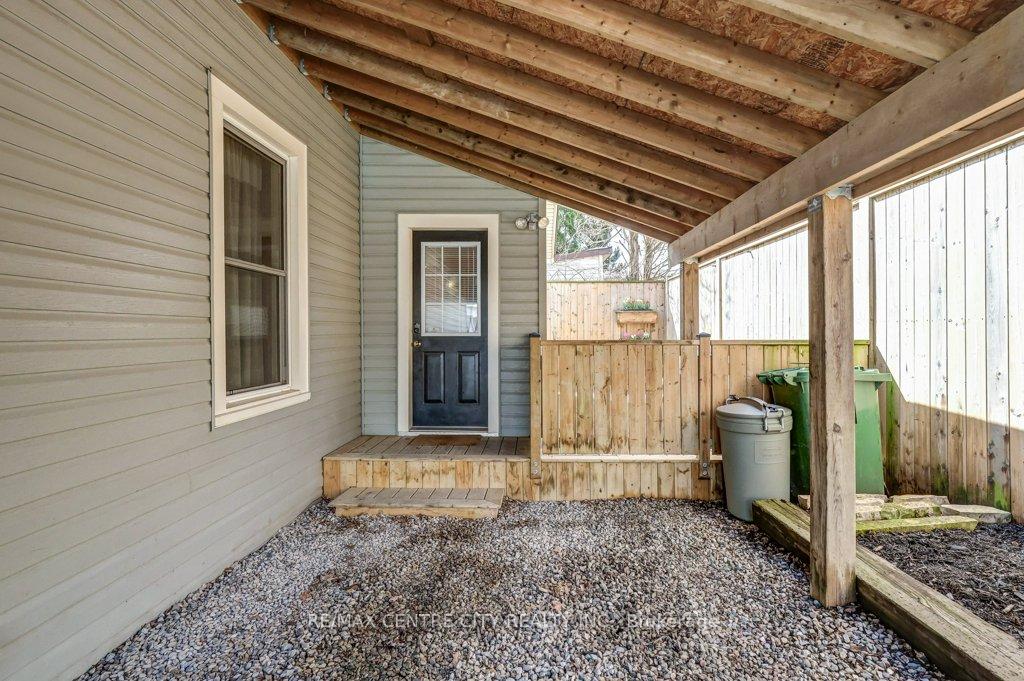 Photo 37 of 10 Jessie Street, St. Thomas — HOMEH