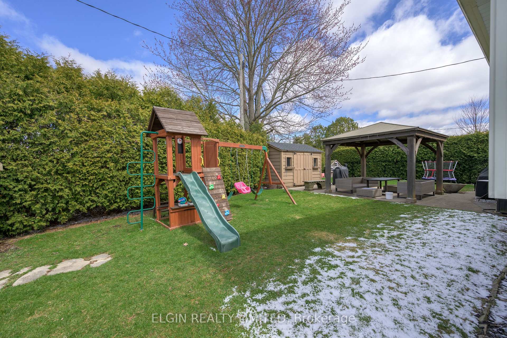 Photo 23 of 6 Ashton Place, St. Thomas — HOMEH