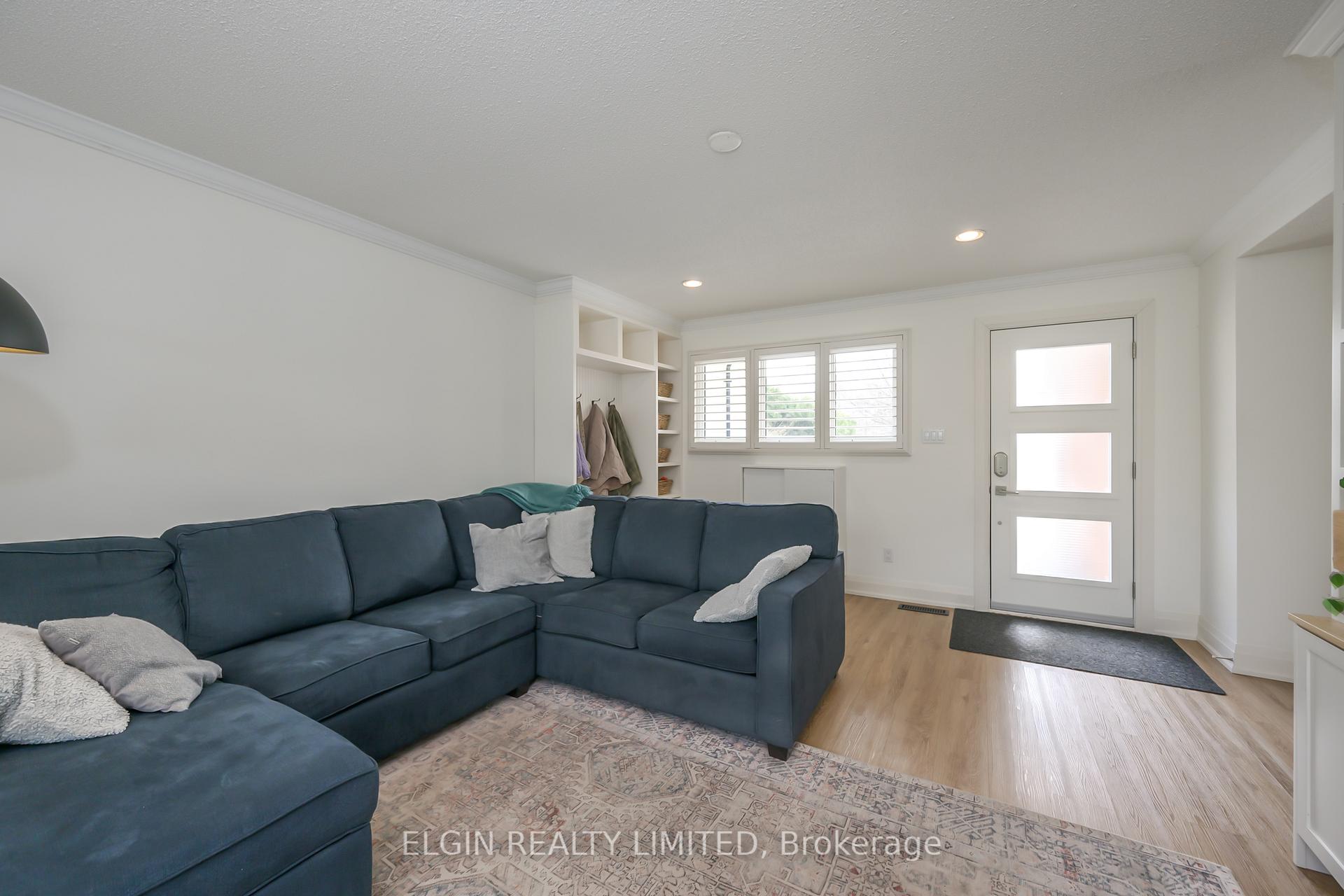Photo 14 of 6 Ashton Place, St. Thomas — HOMEH