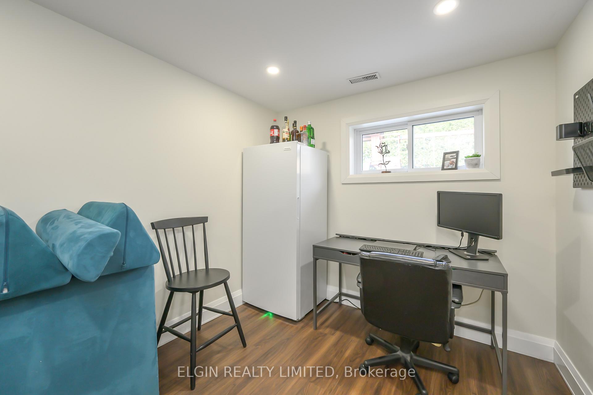 Photo 33 of 6 Ashton Place, St. Thomas — HOMEH