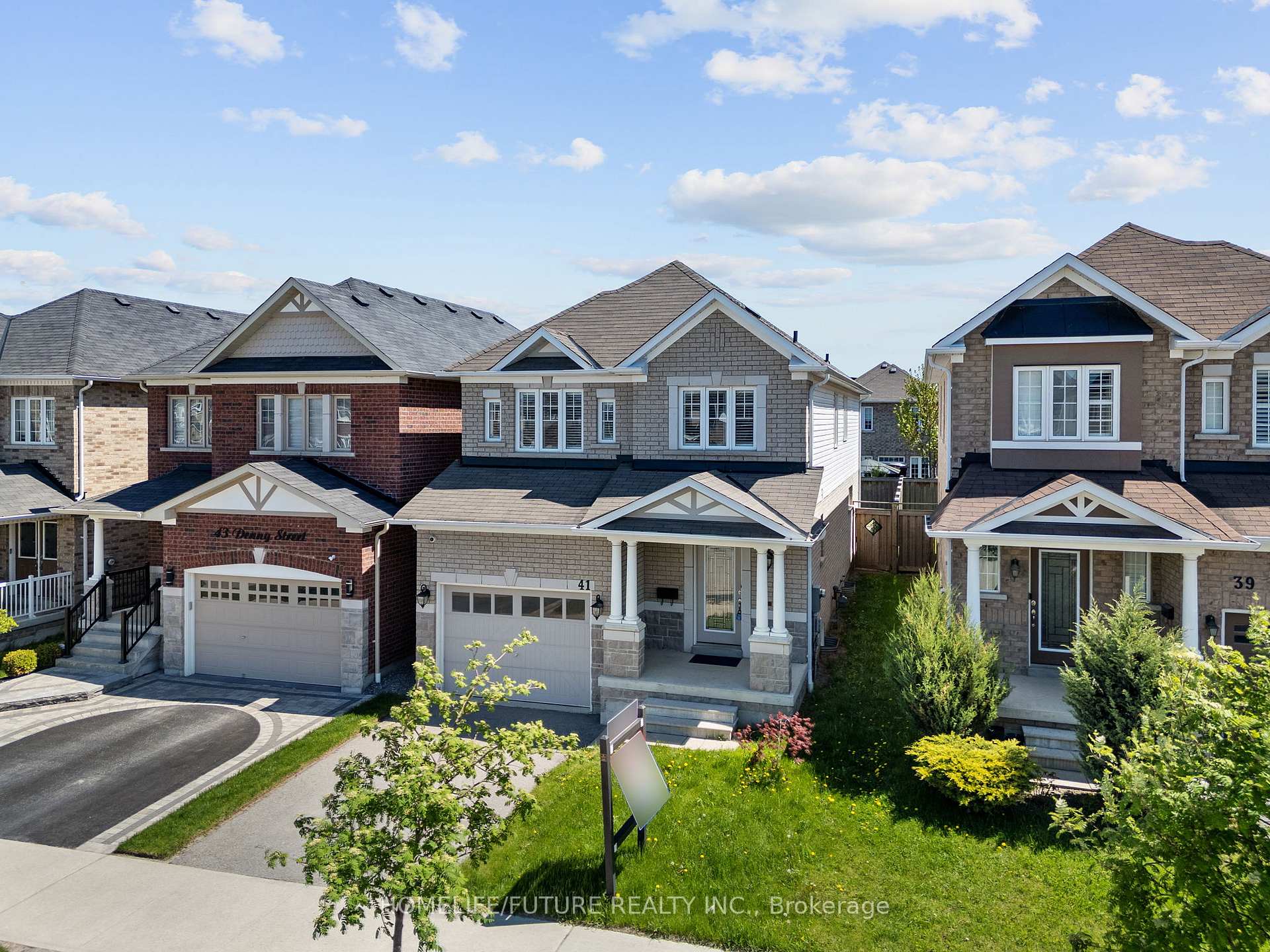 Photo 3 of 41 Denny Street, Ajax, South East — HOMEH