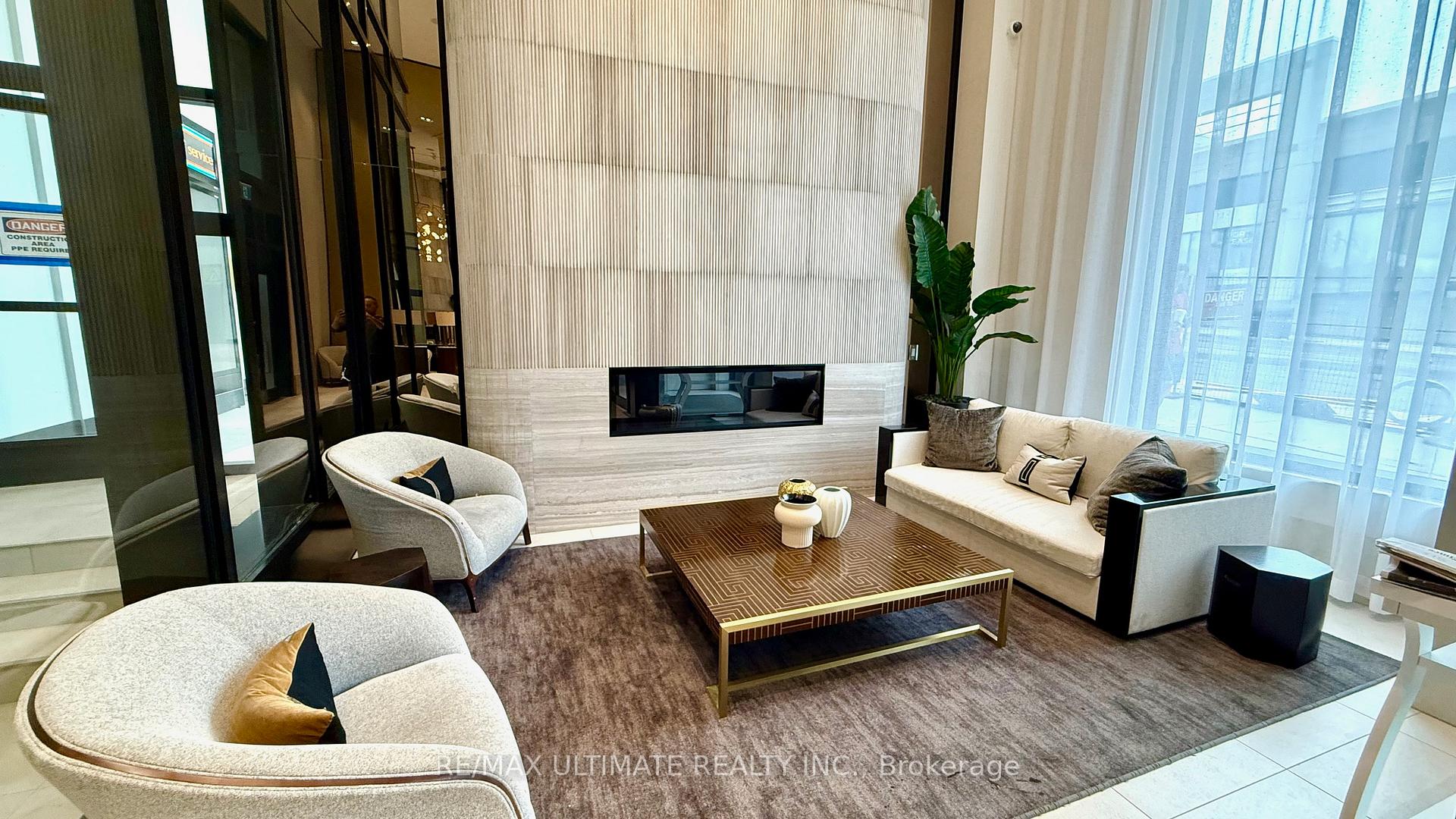 Photo 13 of Unit 815, 2020 Bathurst Street, Toronto, Humewood-Cedarvale — HOMEH