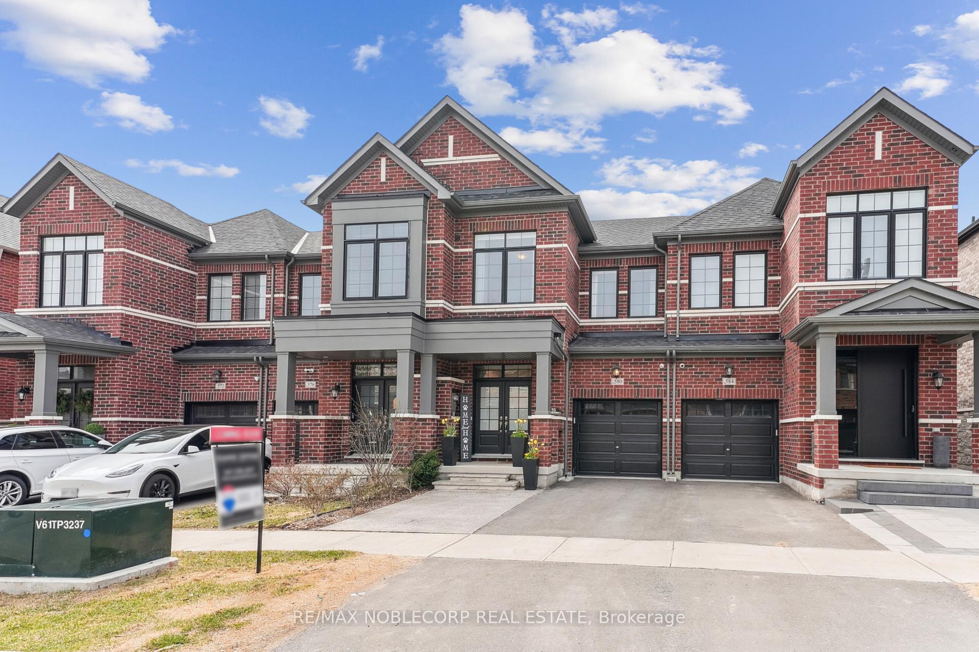 Photo 5 of 580 Barons Street, Vaughan, Kleinburg — HOMEH