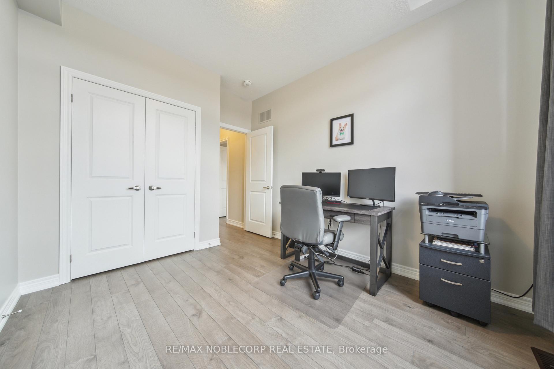 Photo 24 of 580 Barons Street, Vaughan, Kleinburg — HOMEH