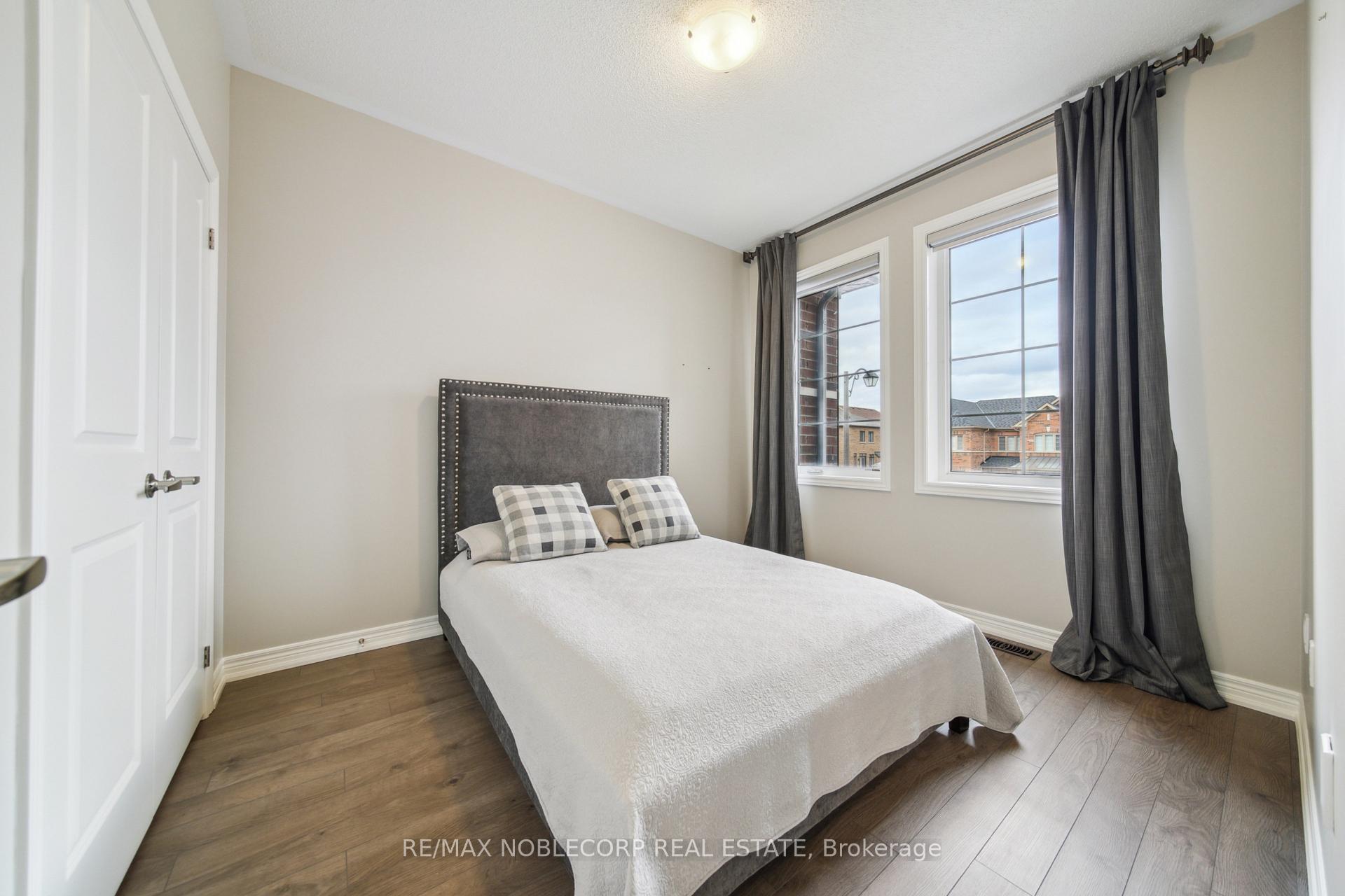 Photo 28 of 580 Barons Street, Vaughan, Kleinburg — HOMEH