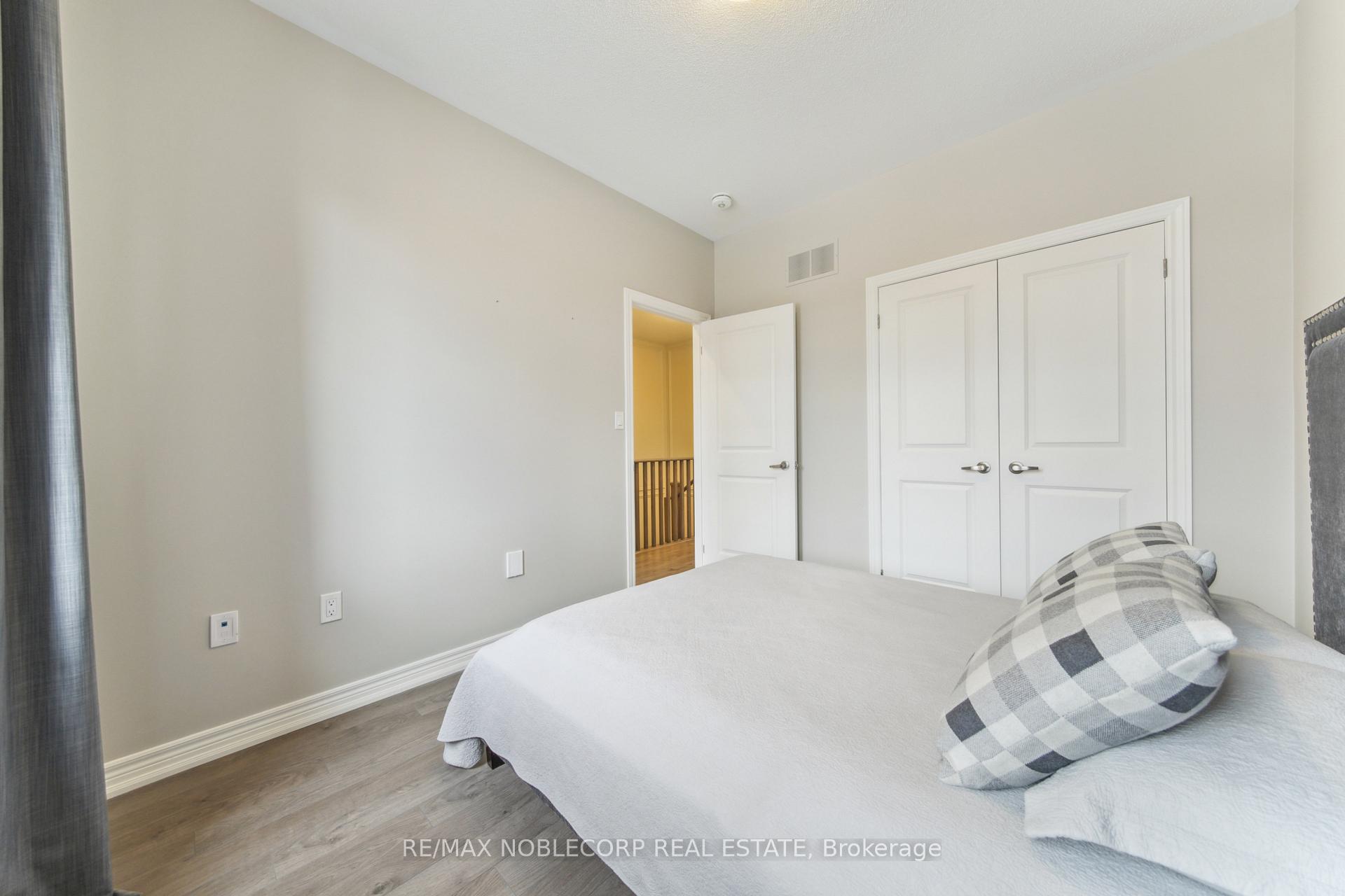 Photo 32 of 580 Barons Street, Vaughan, Kleinburg — HOMEH