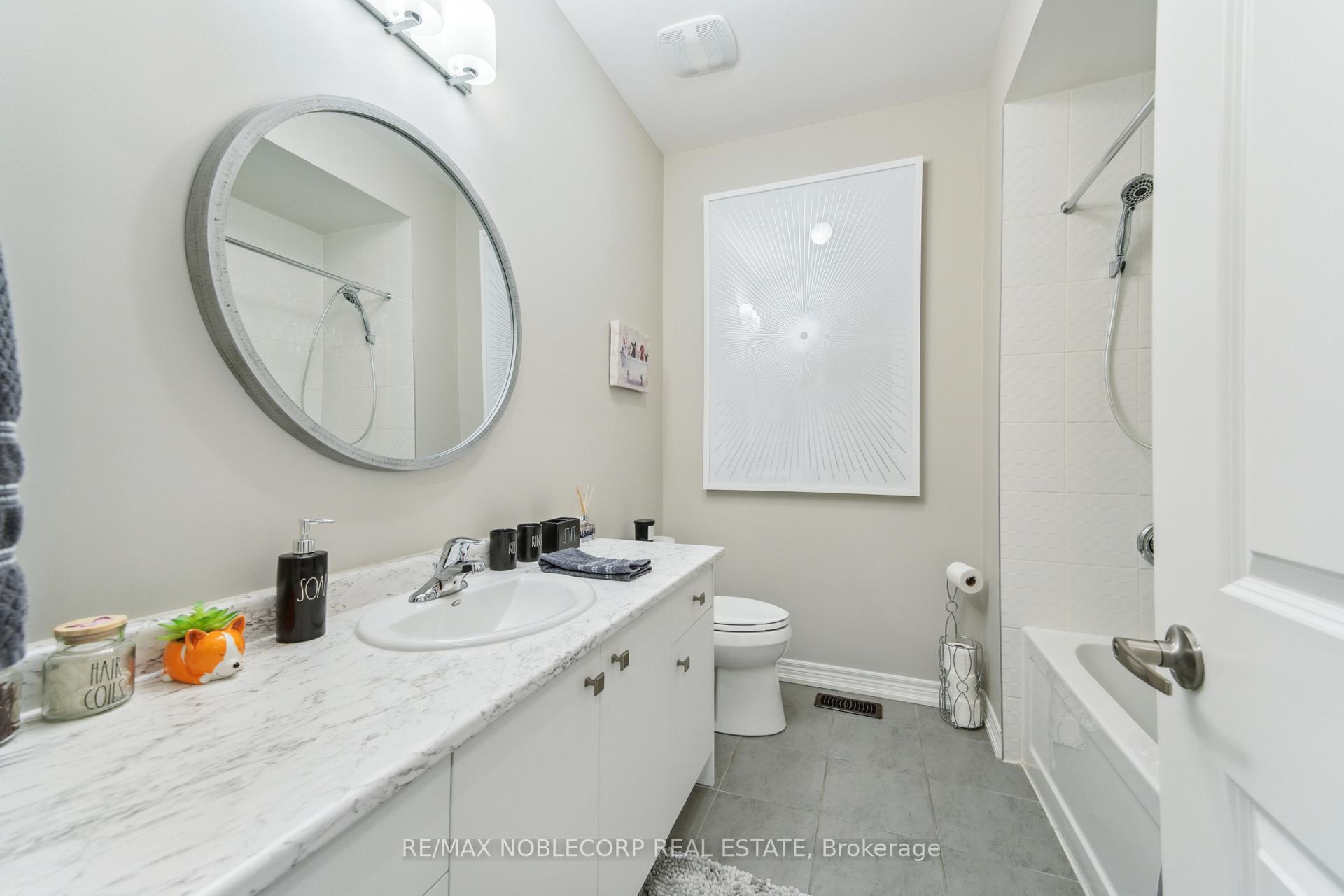 Photo 42 of 580 Barons Street, Vaughan, Kleinburg — HOMEH