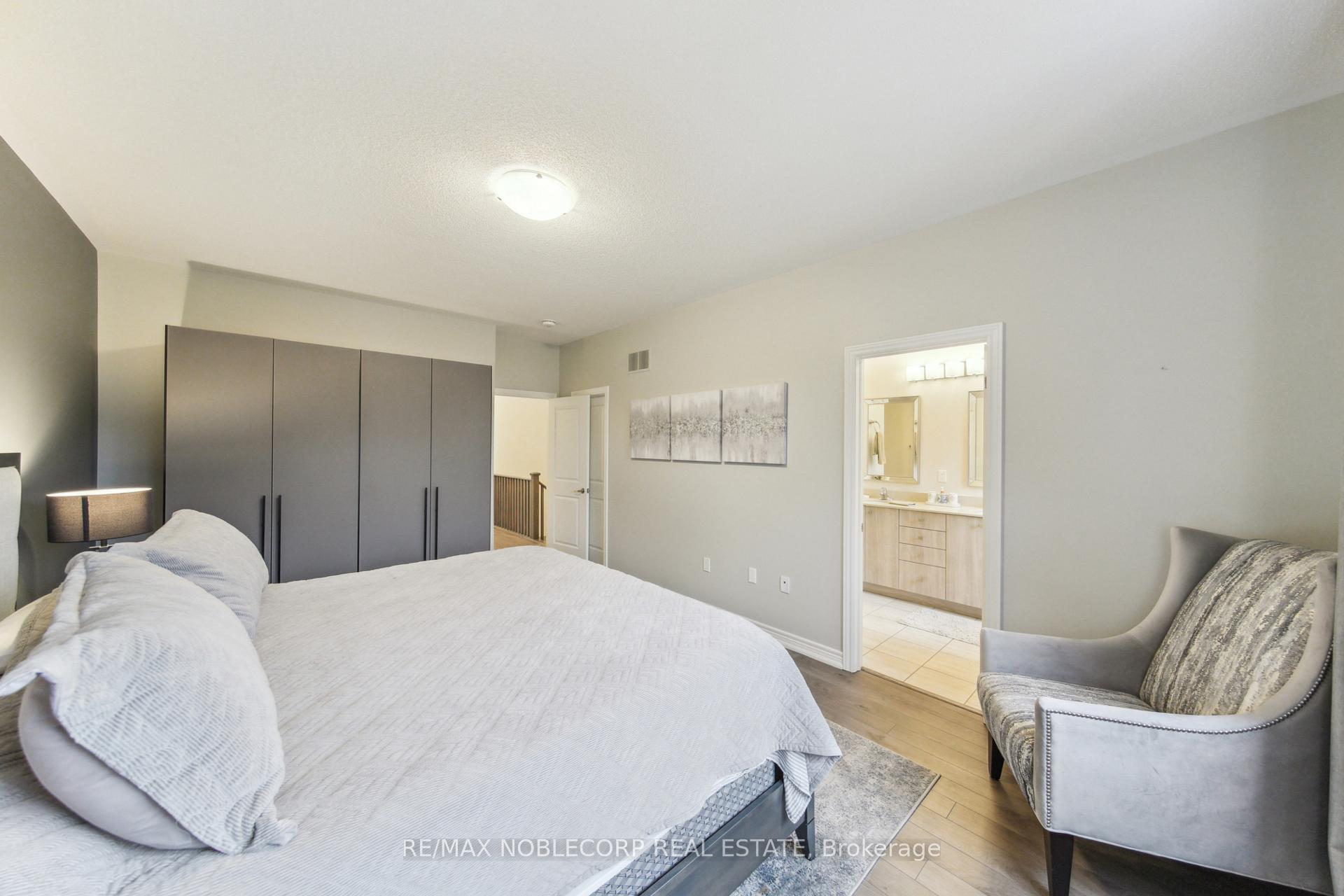 Photo 30 of 580 Barons Street, Vaughan, Kleinburg — HOMEH