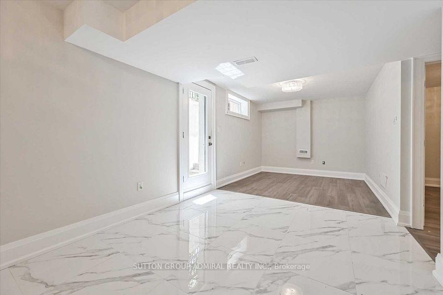Photo 18 of 85 Oakridge Drive, Scarborough, Cliffcrest — HOMEH