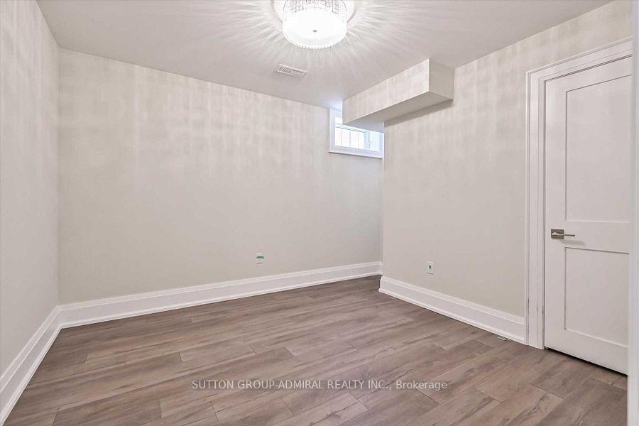 Photo 21 of 85 Oakridge Drive, Scarborough, Cliffcrest — HOMEH