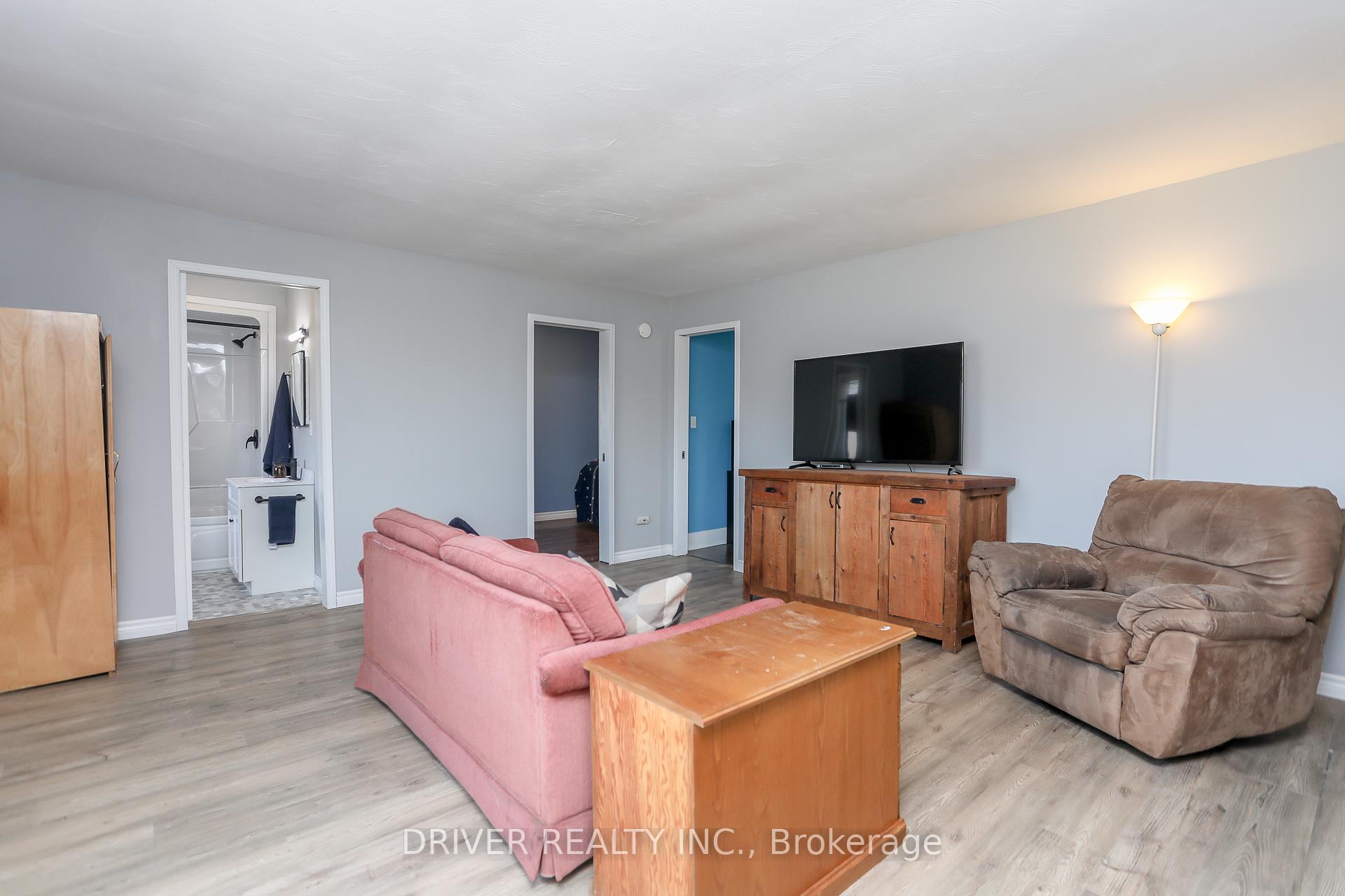 Photo 5 of 14780 Imperial Road, Malahide, Rural Malahide — HOMEH