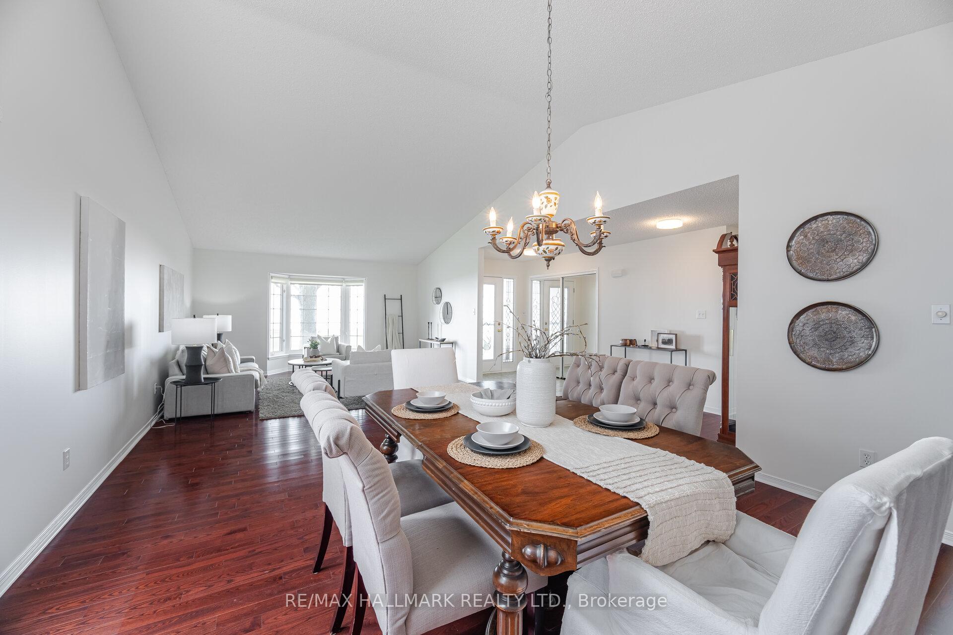 Photo 13 of 22 Birch Tree Lane, Clarington, Bowmanville — HOMEH