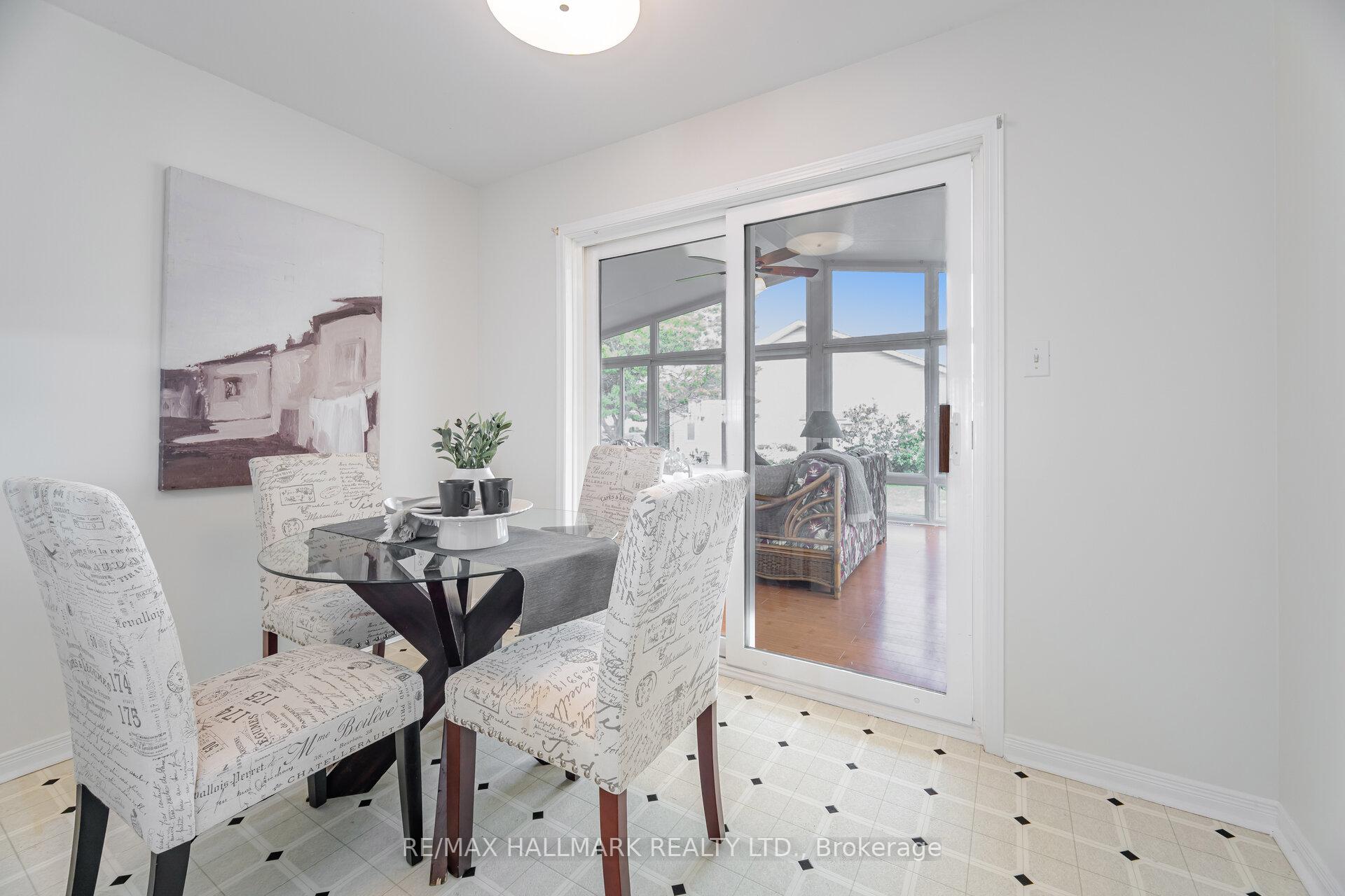 Photo 17 of 22 Birch Tree Lane, Clarington, Bowmanville — HOMEH