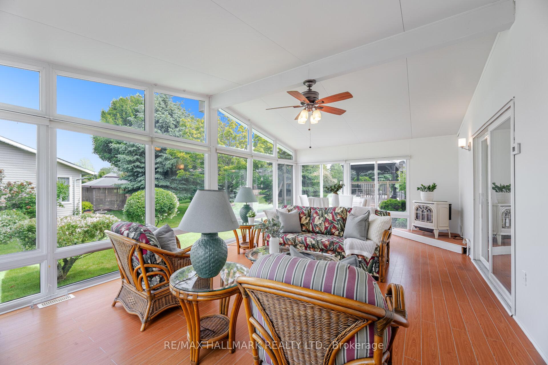 Photo 16 of 22 Birch Tree Lane, Clarington, Bowmanville — HOMEH