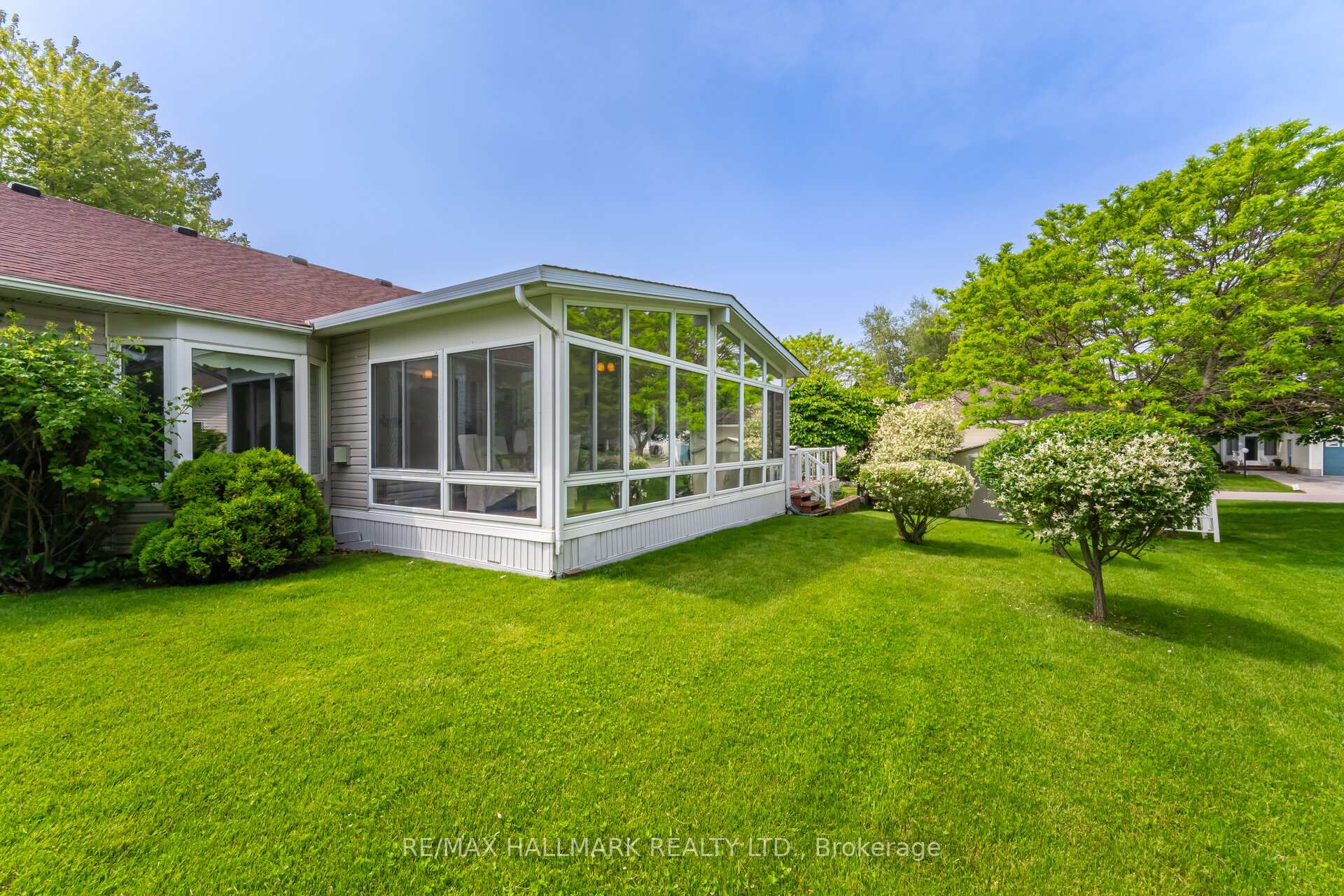 Photo 31 of 22 Birch Tree Lane, Clarington, Bowmanville — HOMEH