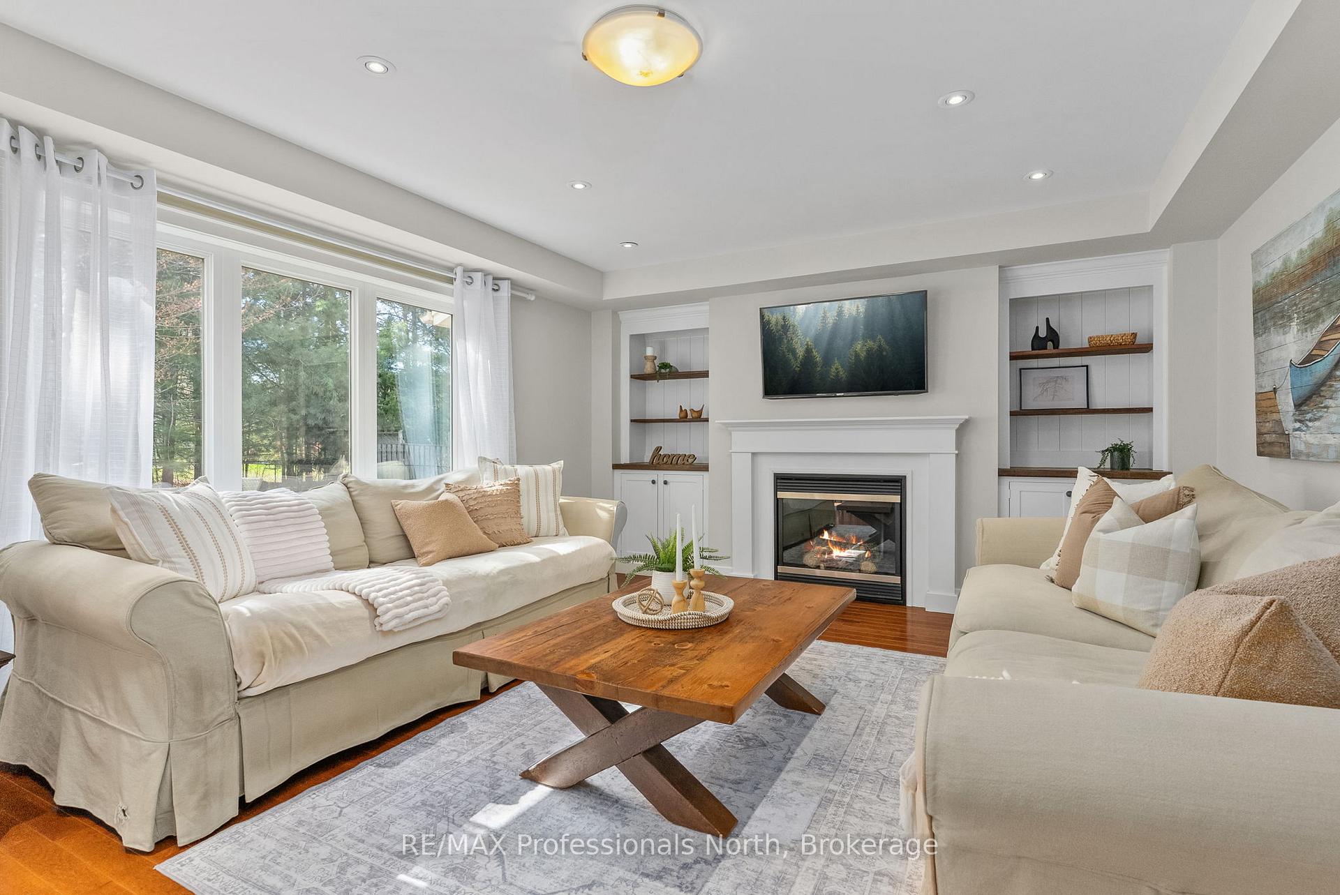 Photo 15 of 35 Windsong Crescent, Bracebridge, Macaulay — HOMEH